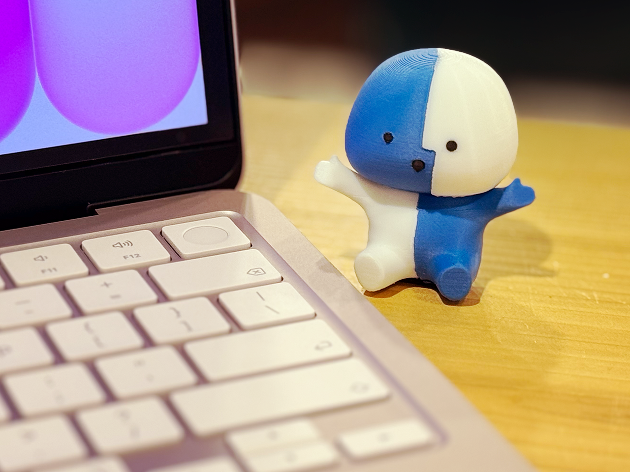 Apple Finder Guy / Mac Mascot Figure