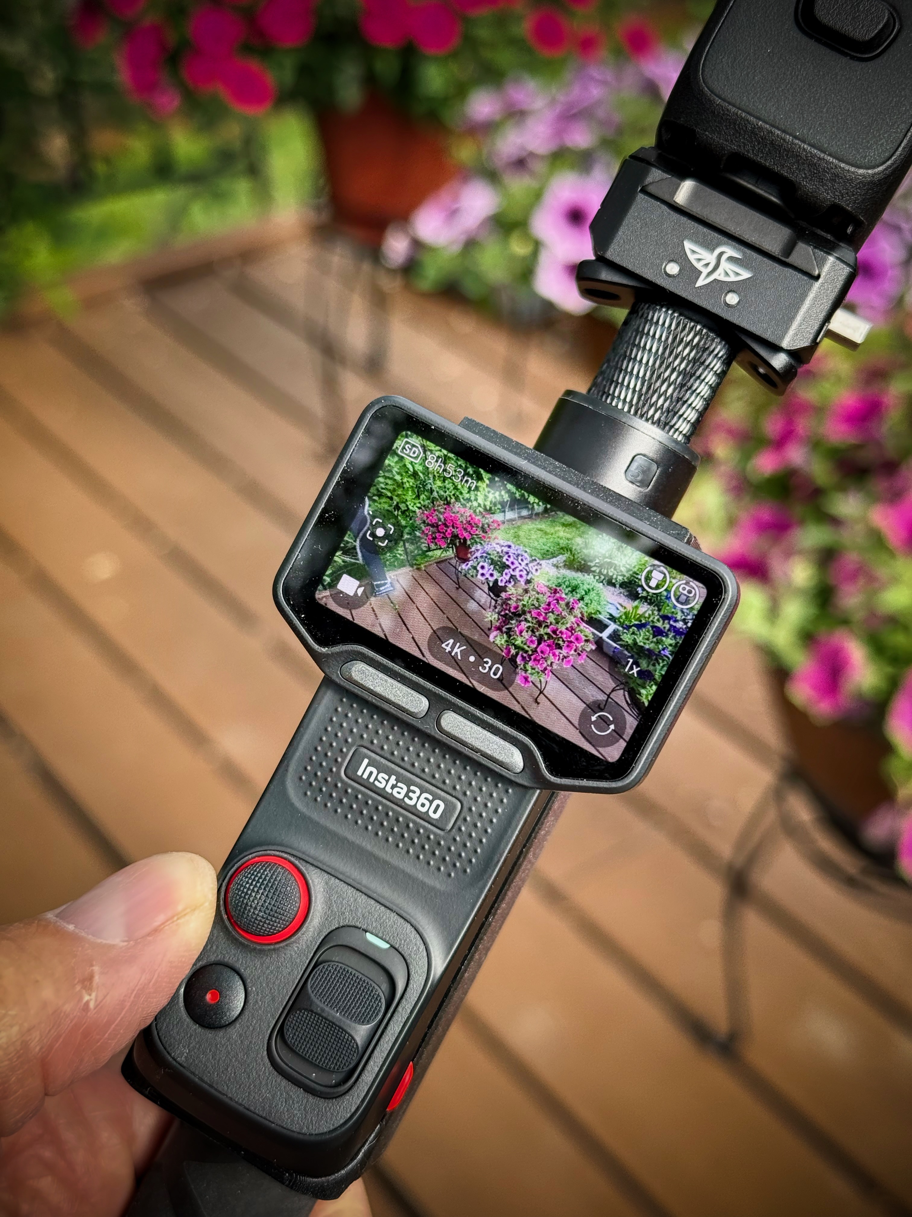Insta360 Luna Ultra remote docking station for selfie stick, dramatic crane/boom sequences