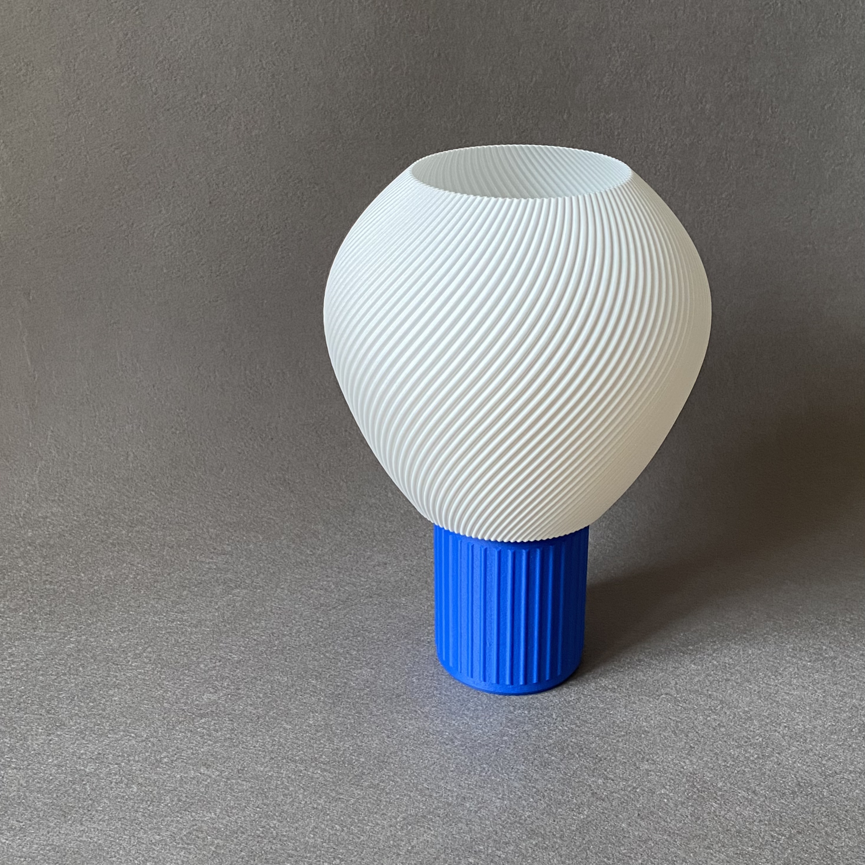 Balloon Twist Table Lamp 3D model
