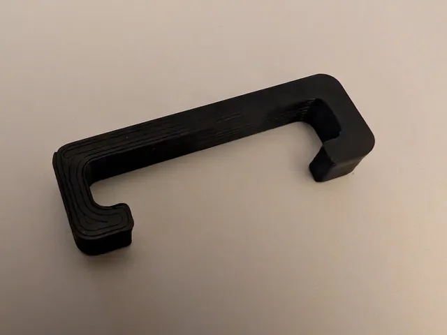 Elf Eyelash Curler Clasp