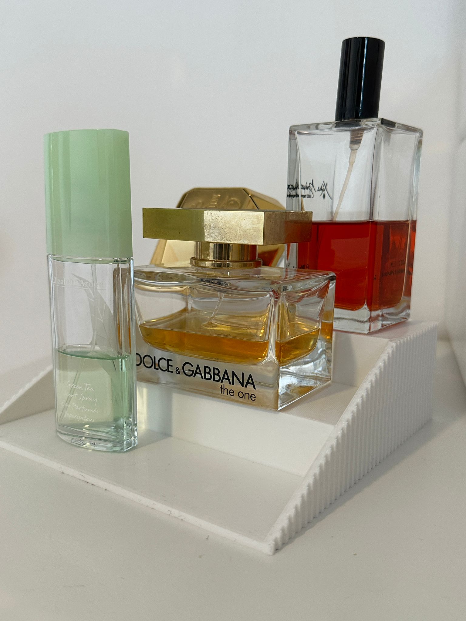perfume shelf display — miniatura 2
