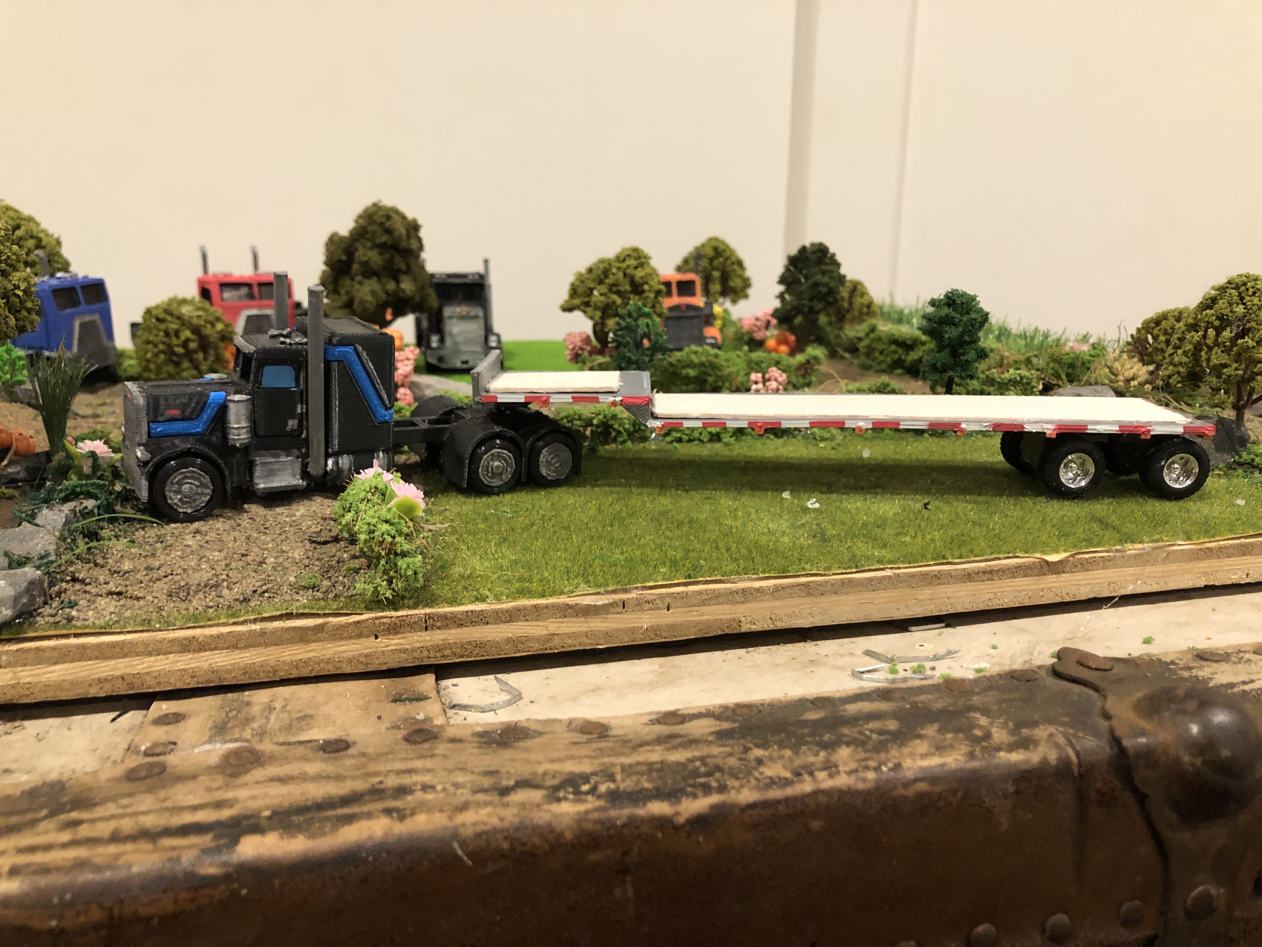 1/64 scale step deck semi trailer