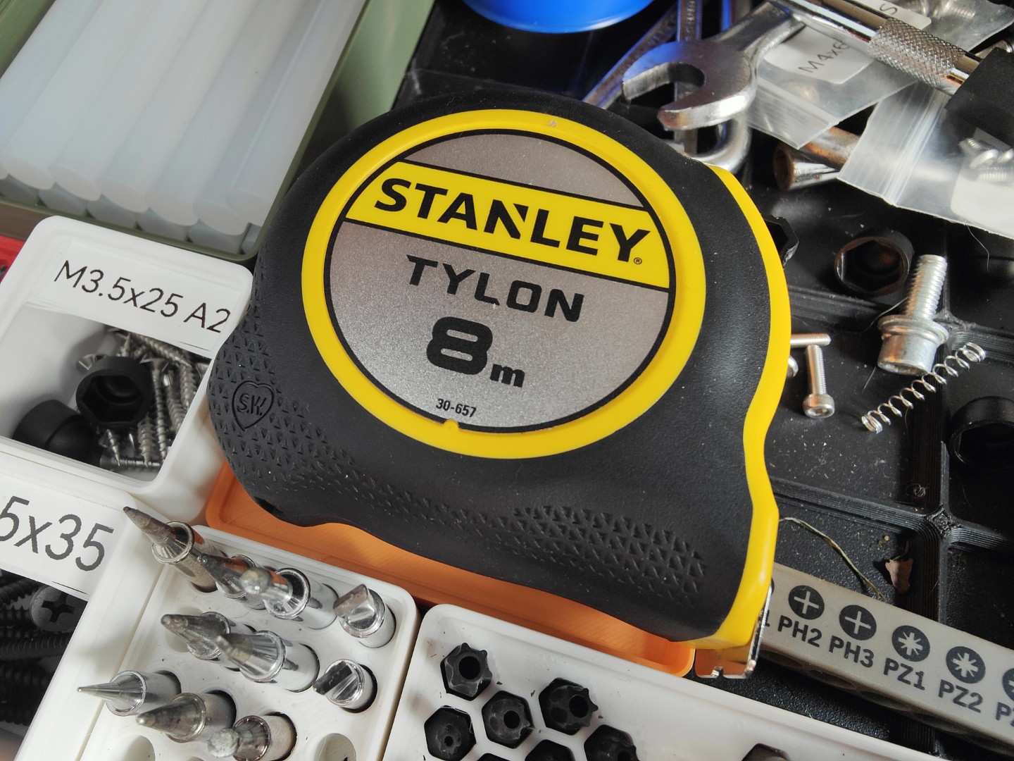 Gridfinity Stanley Measure Tape 8m 3D model thumbnail