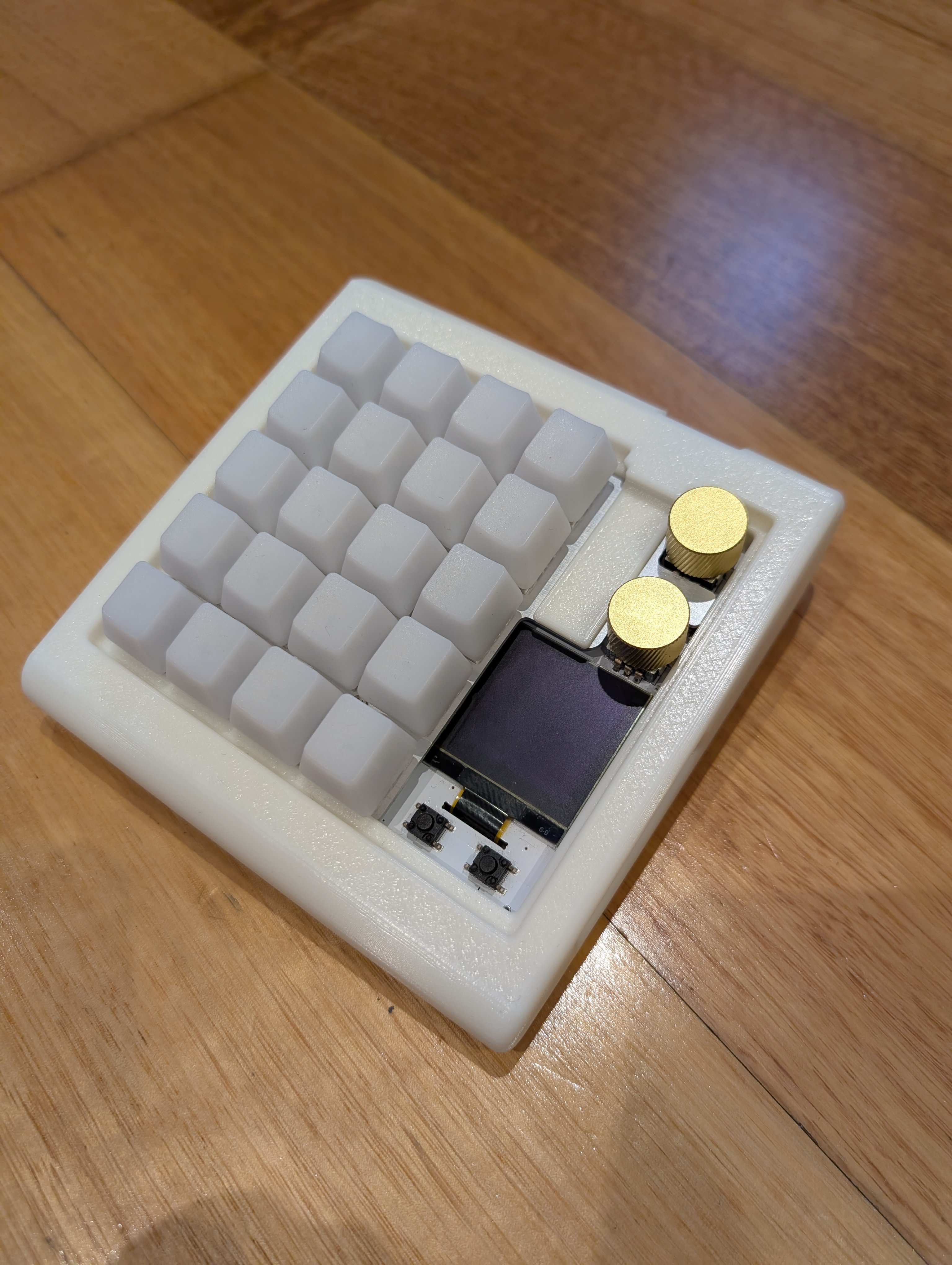 Chonky Retro Case for DuckyPad-pro