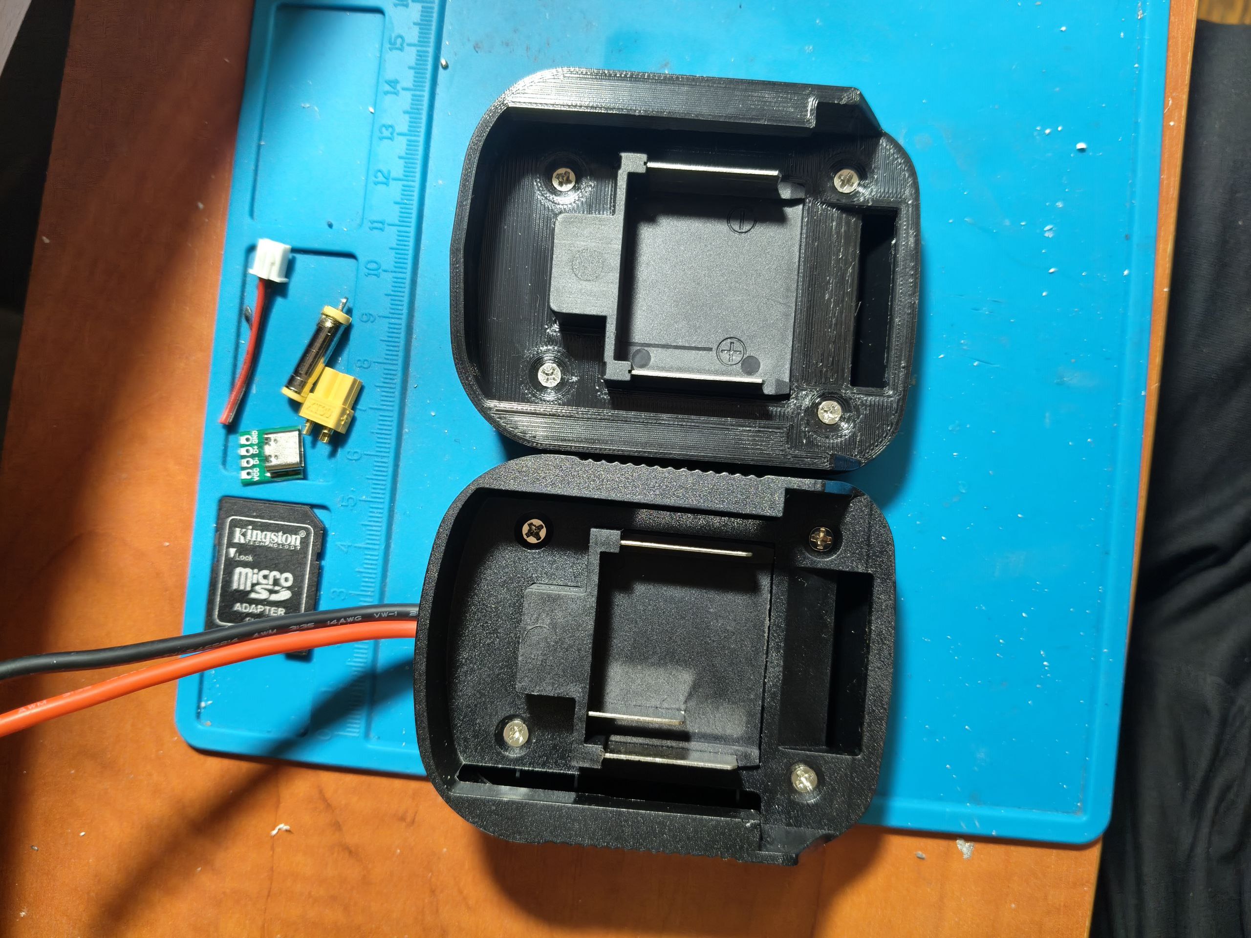 Makita 18-21v DIY power adapter (18V LXT)