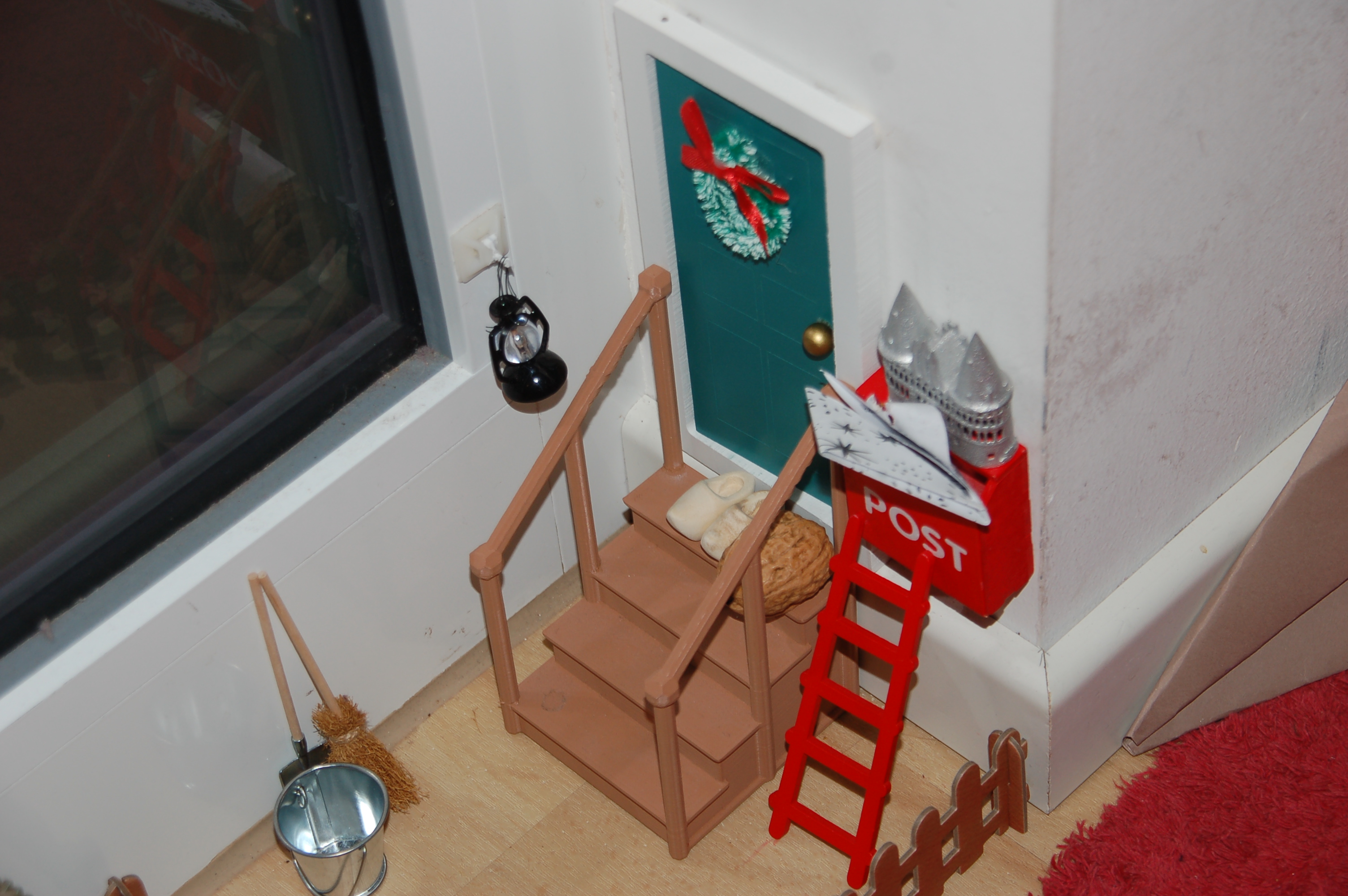 Nisse Stairs with Handle (supportless)