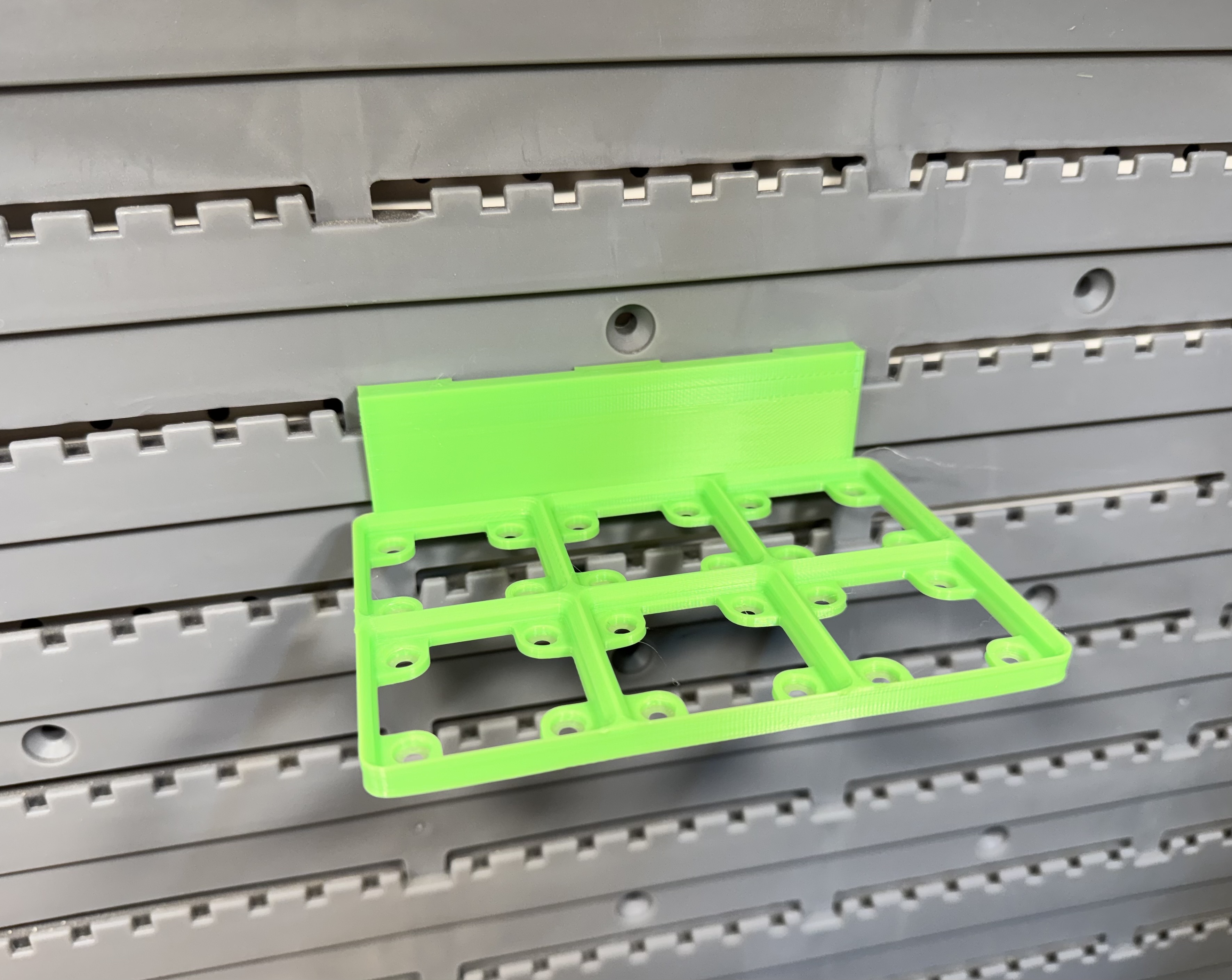 Gridfinity Hanger Baseplates