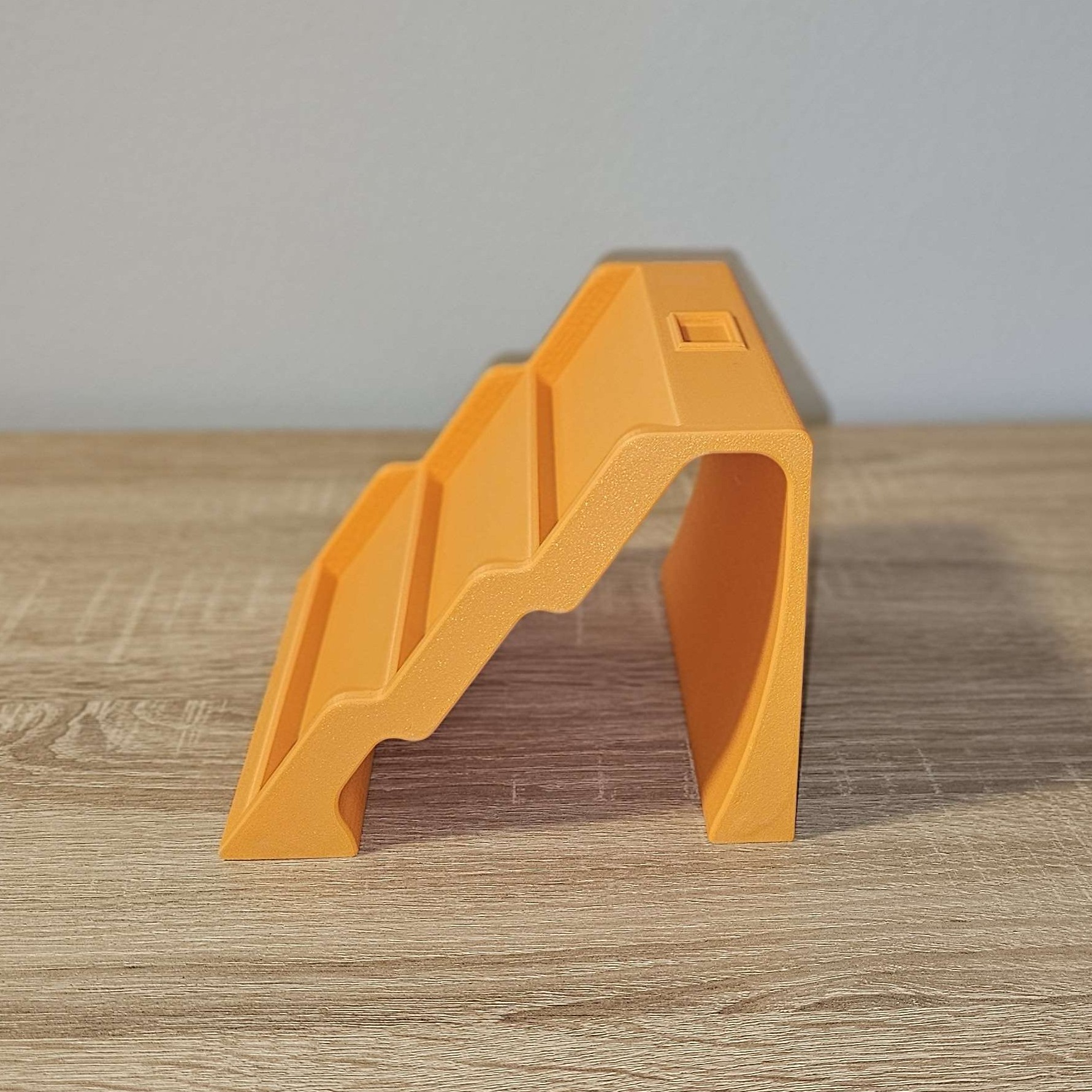 Mexican Train Stand V2 — miniatura 4