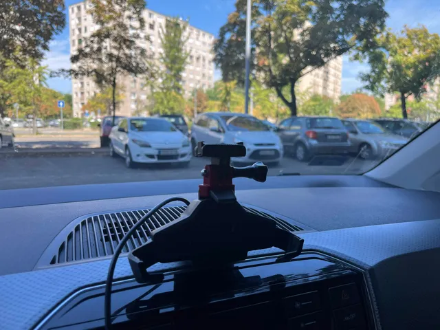 GoPro / DJI mount for VW UP/Škoda CitiGo/Seat MII phone holder