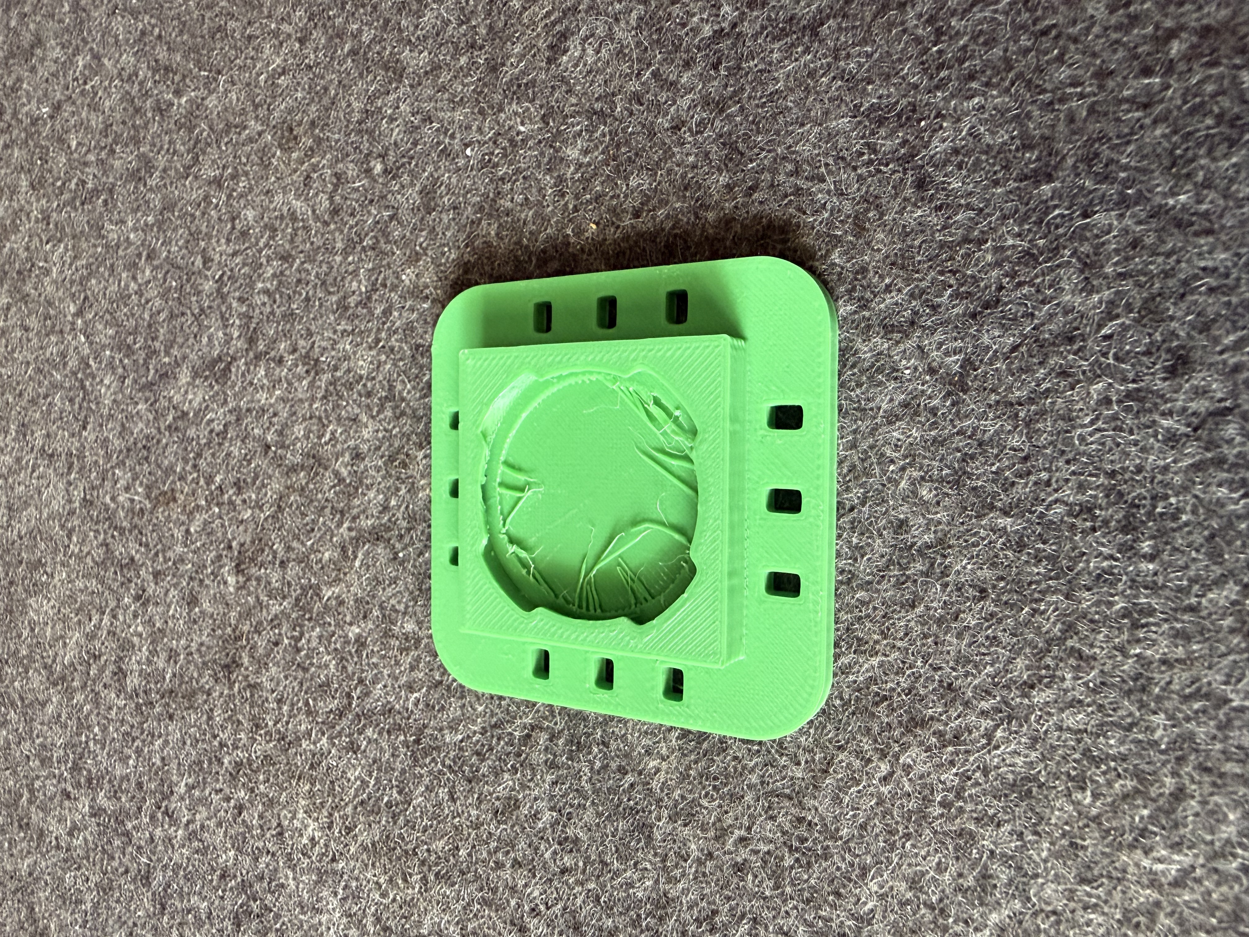Pivot Case to Quad Lock Adapter