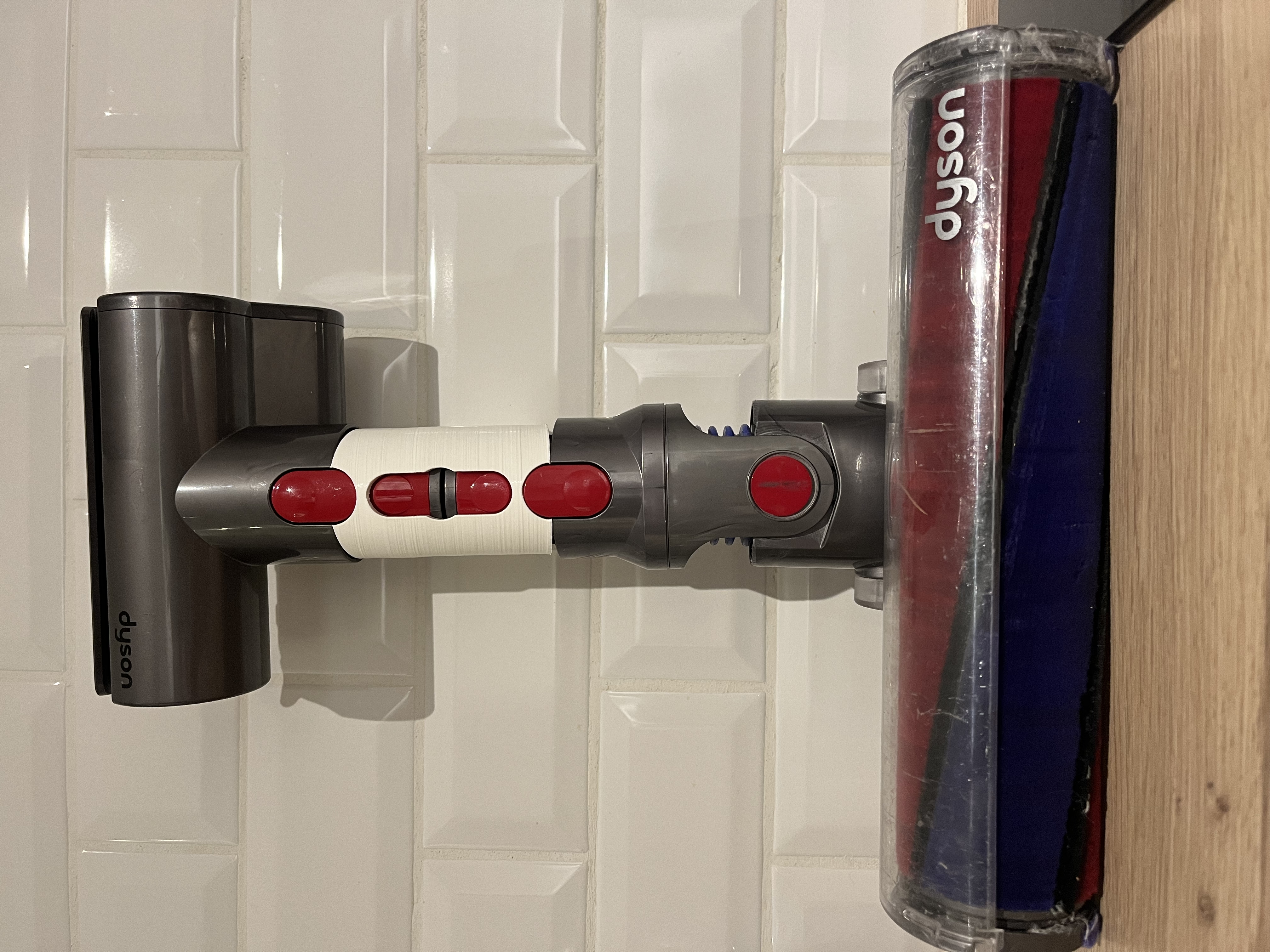 Dyson V8 Absolute+ double accessory wall-mount — miniatura 2