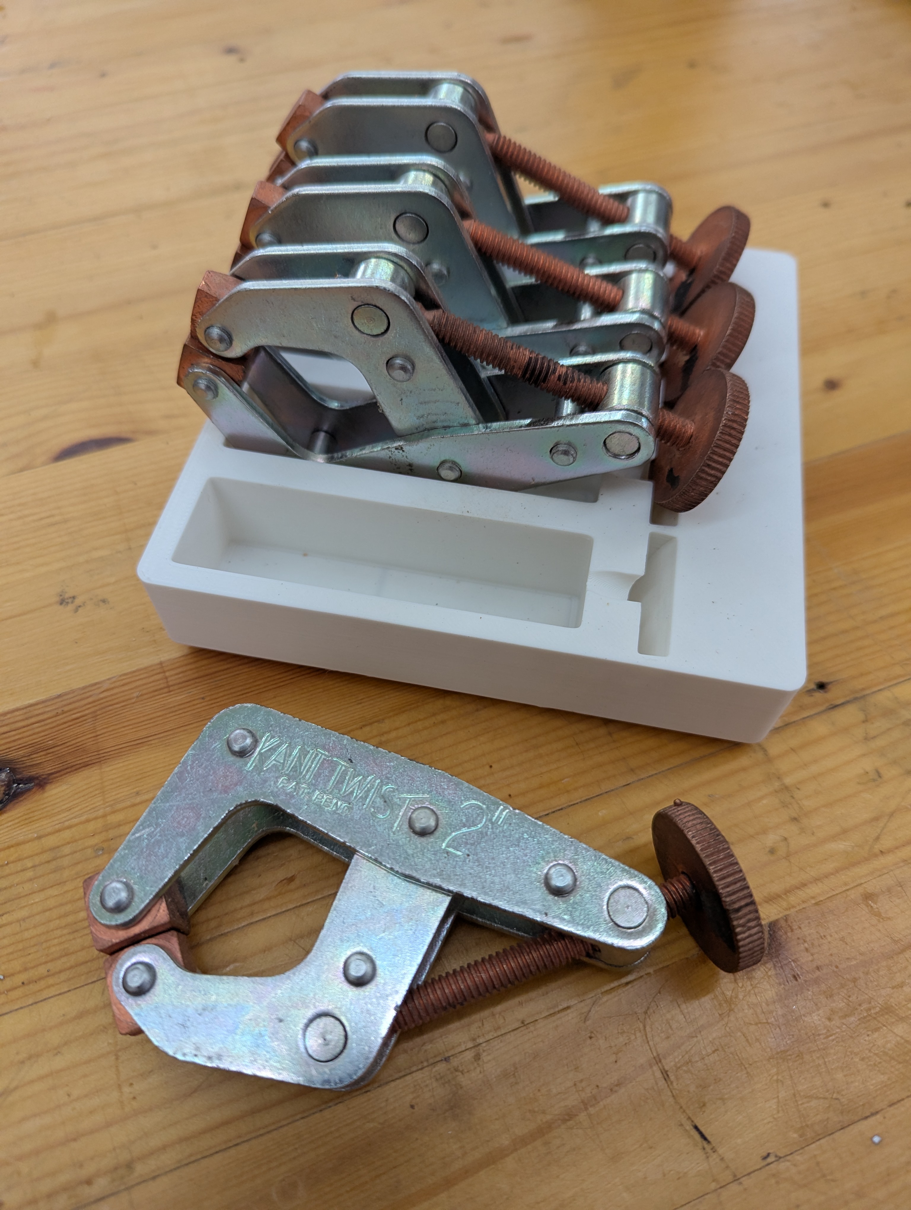 Gridfinity trays for Kant-twist 1 or 2 inch clamps