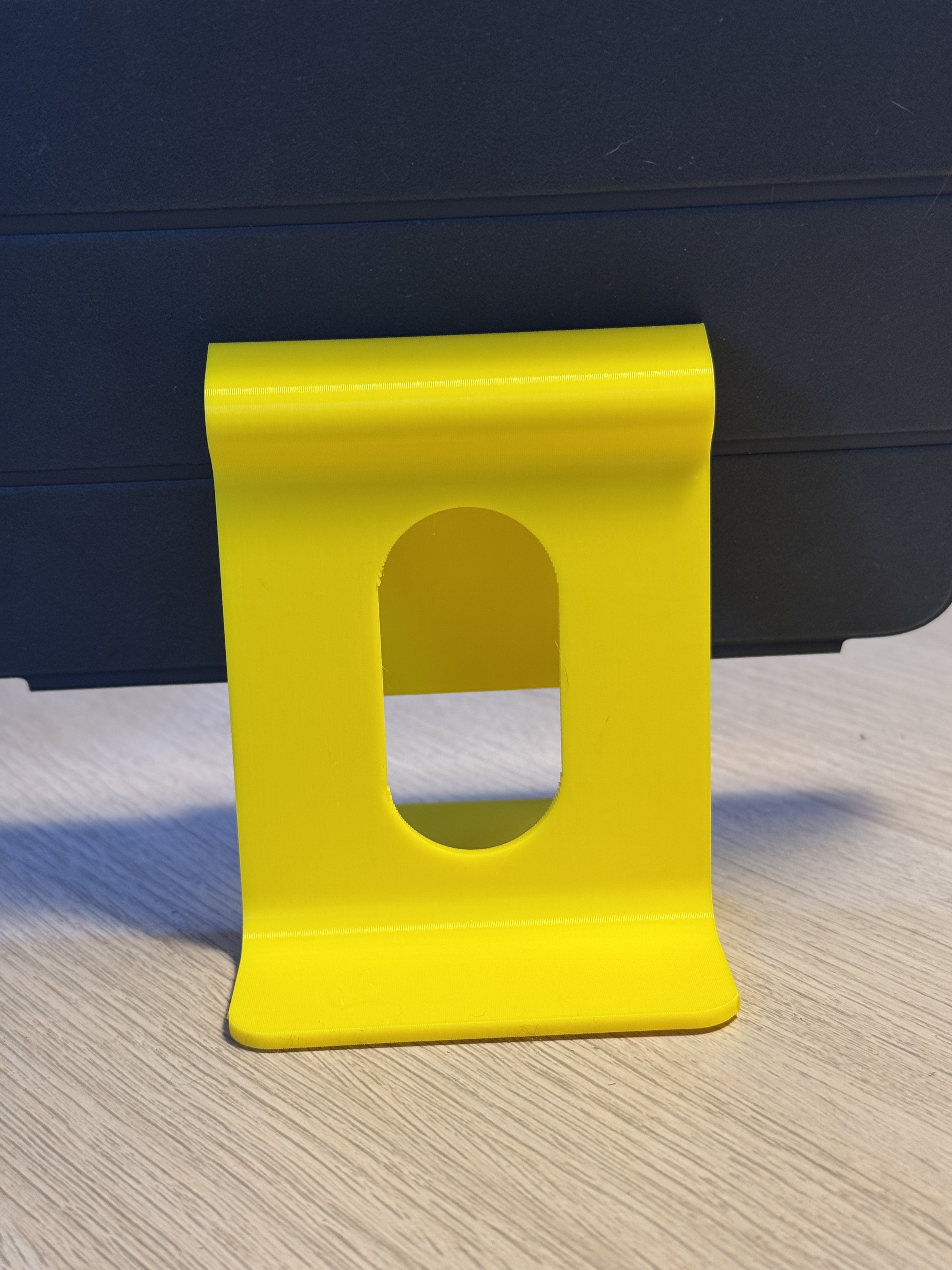 Miniatura 8 do modelo 3D iPad Mini Stand