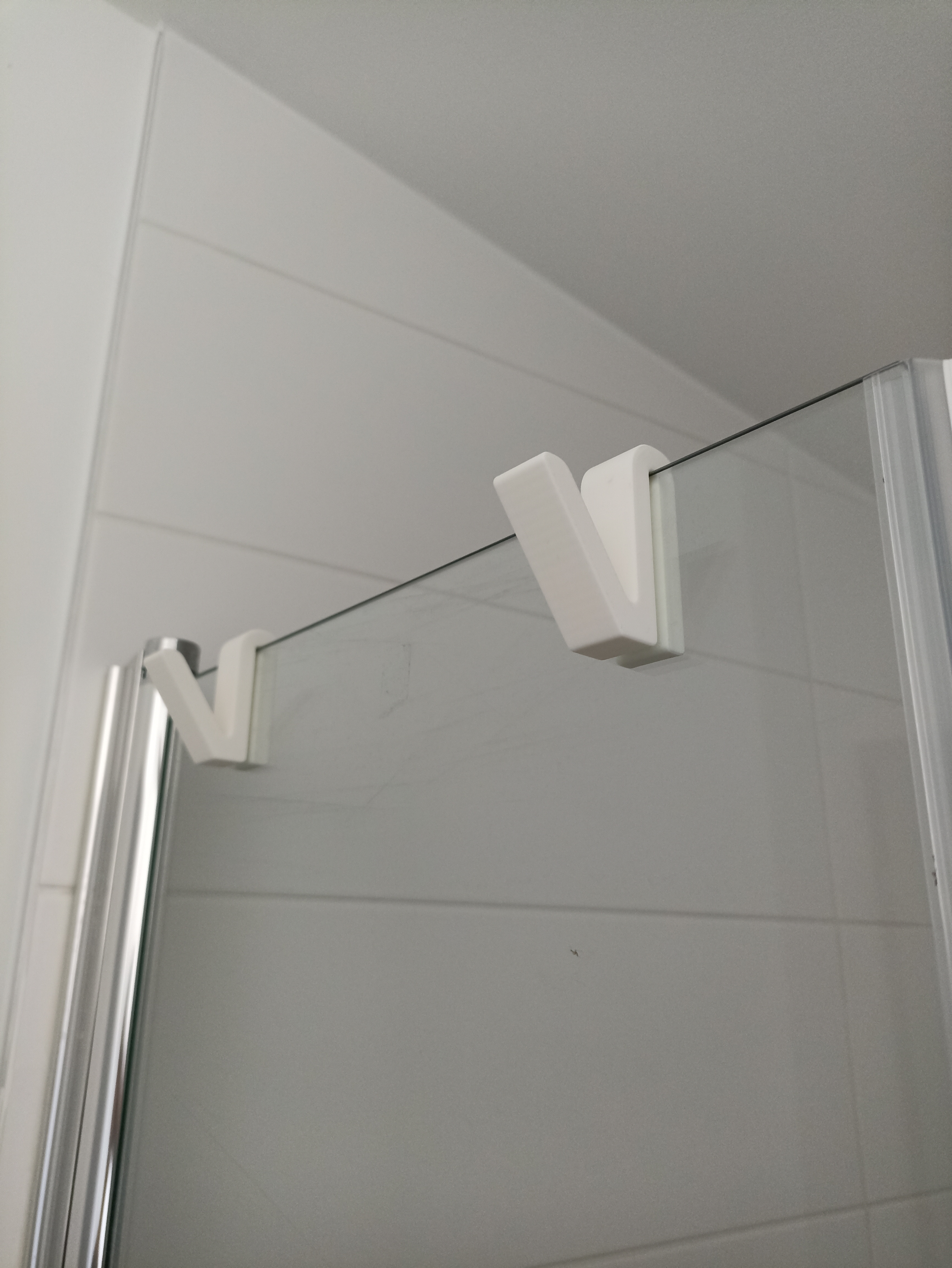 Shower Hook / Porte serviette