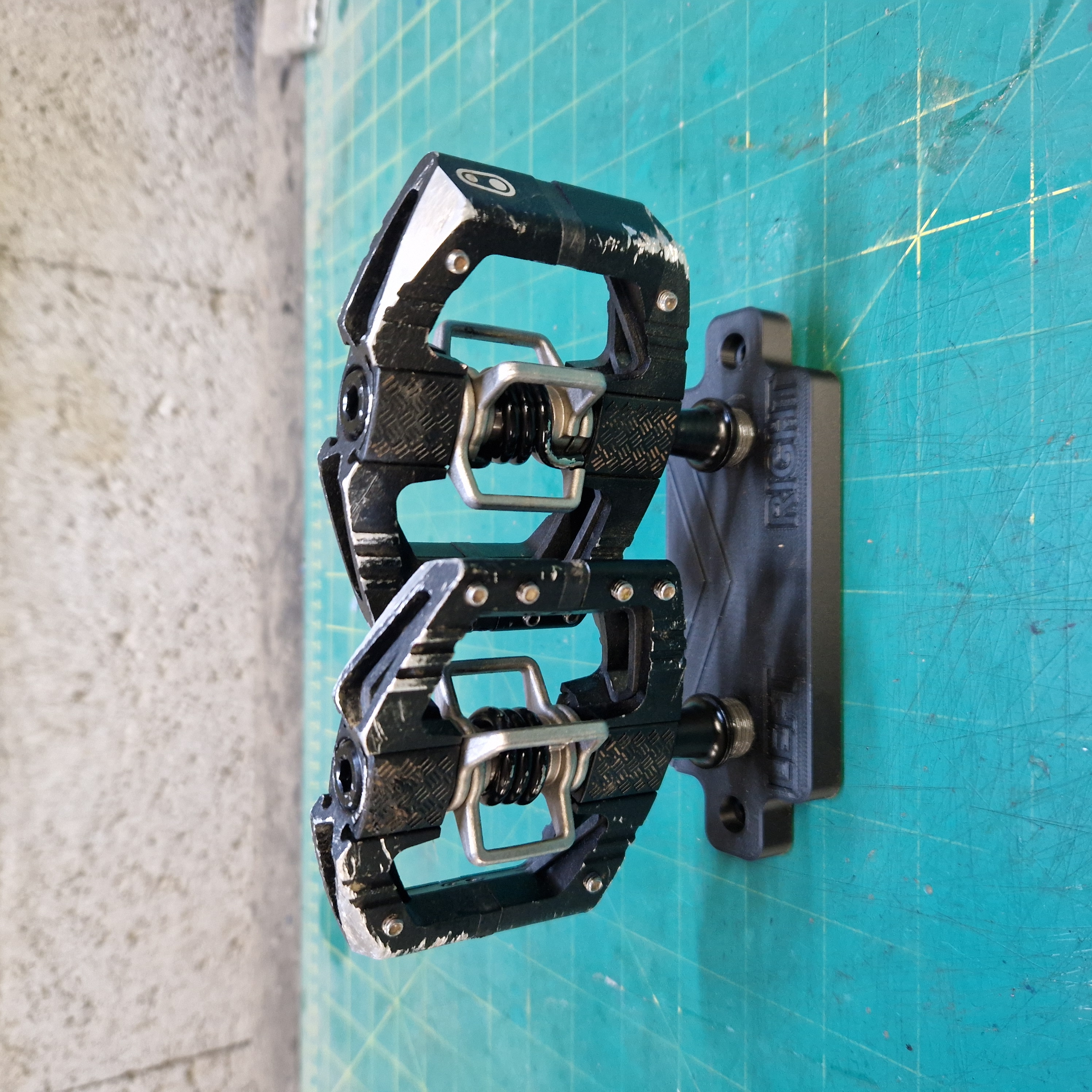 Bike pedal stand