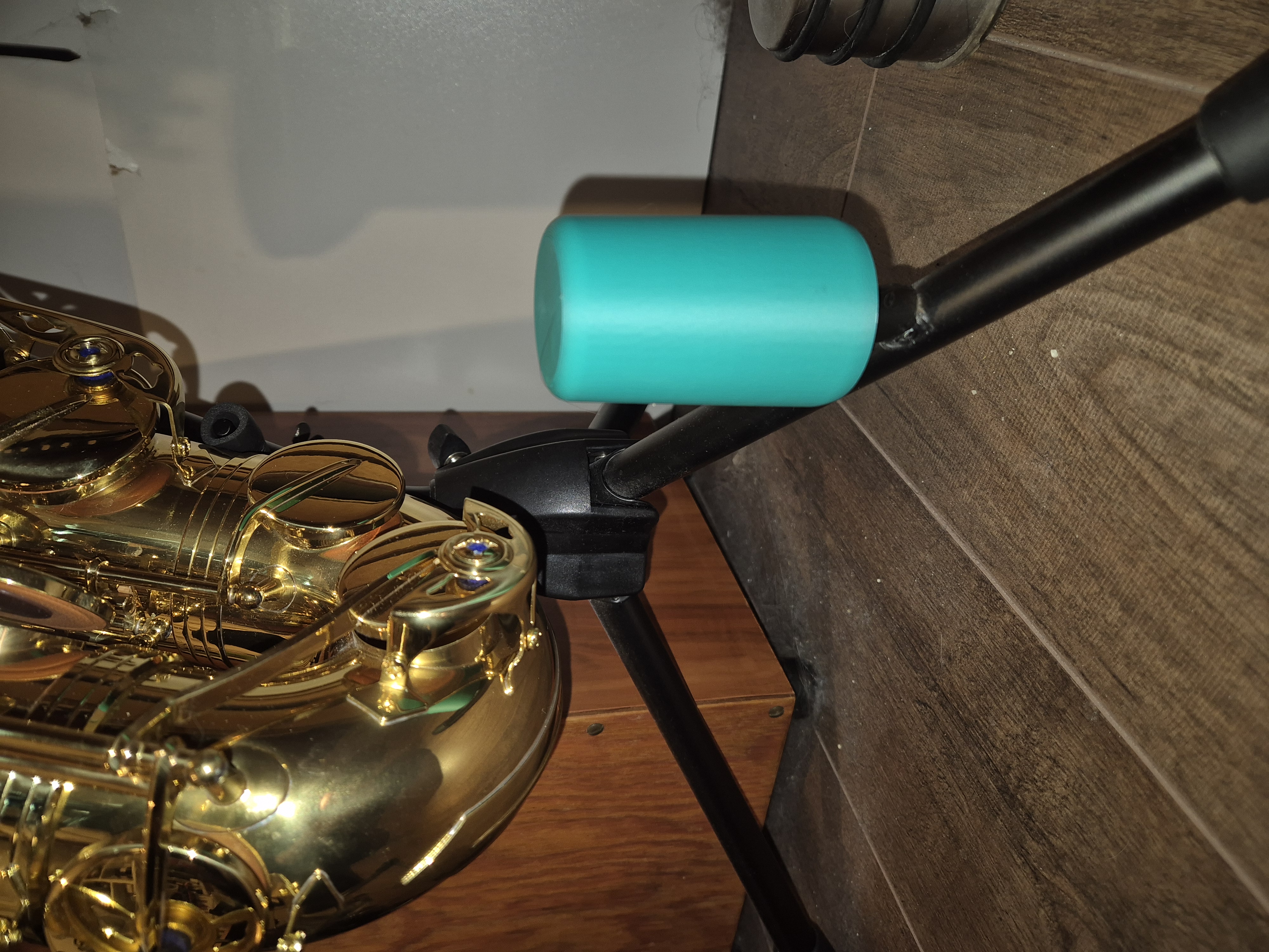 Meinl Didgeridoo stand for saxophone stand