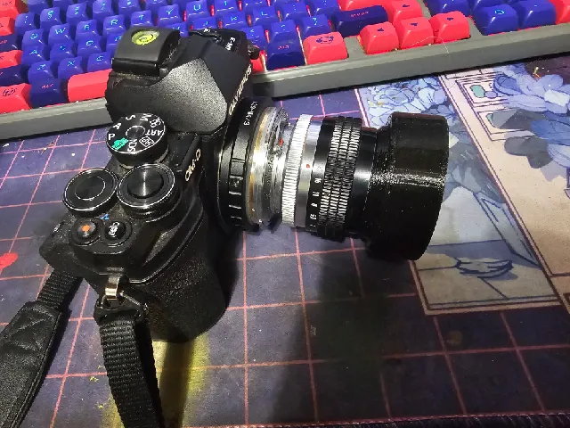 40.5mm Lens Hood 0.5mm pitch