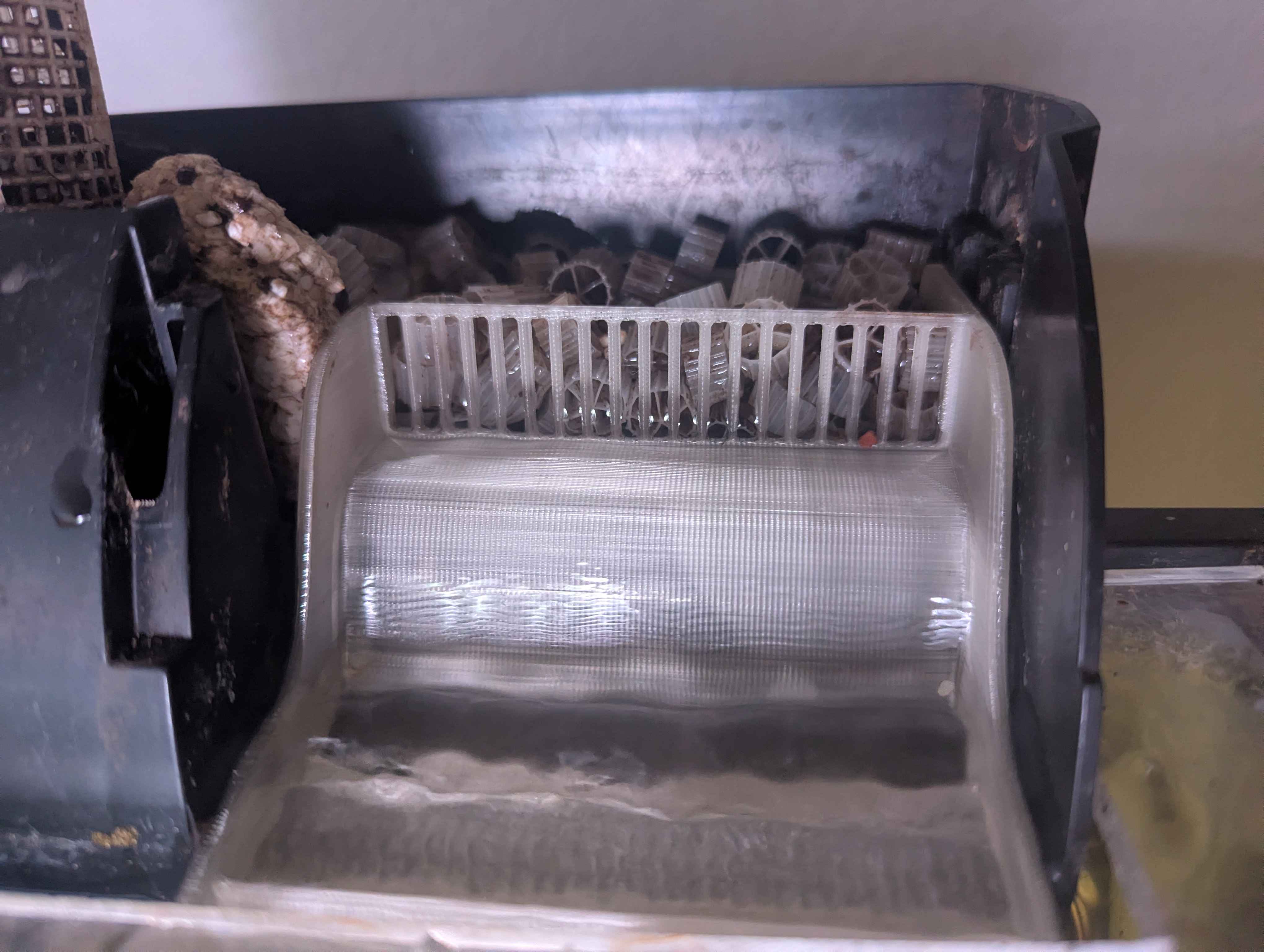Aquarium Filter Baffle and Flow Director
