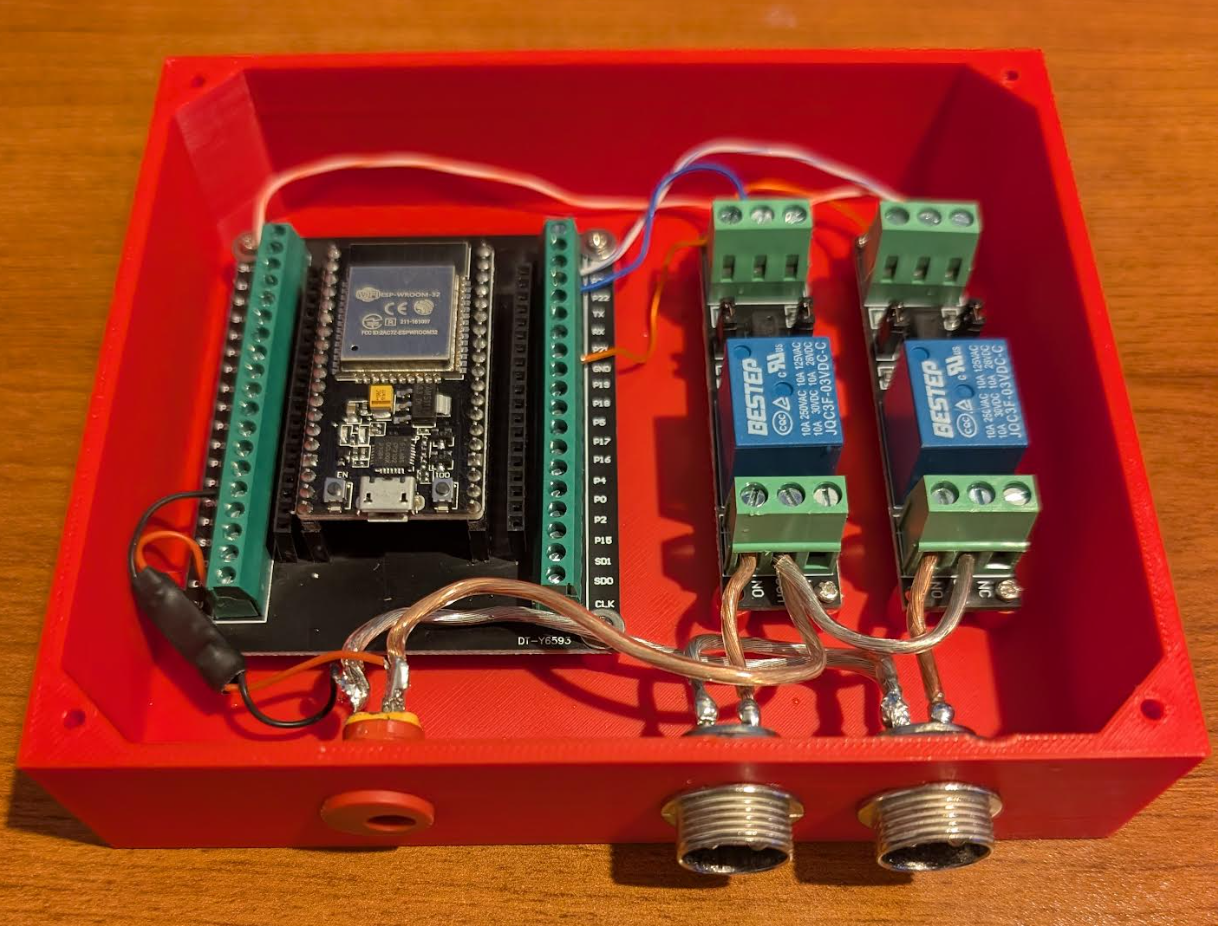 ESP32 Relay Case