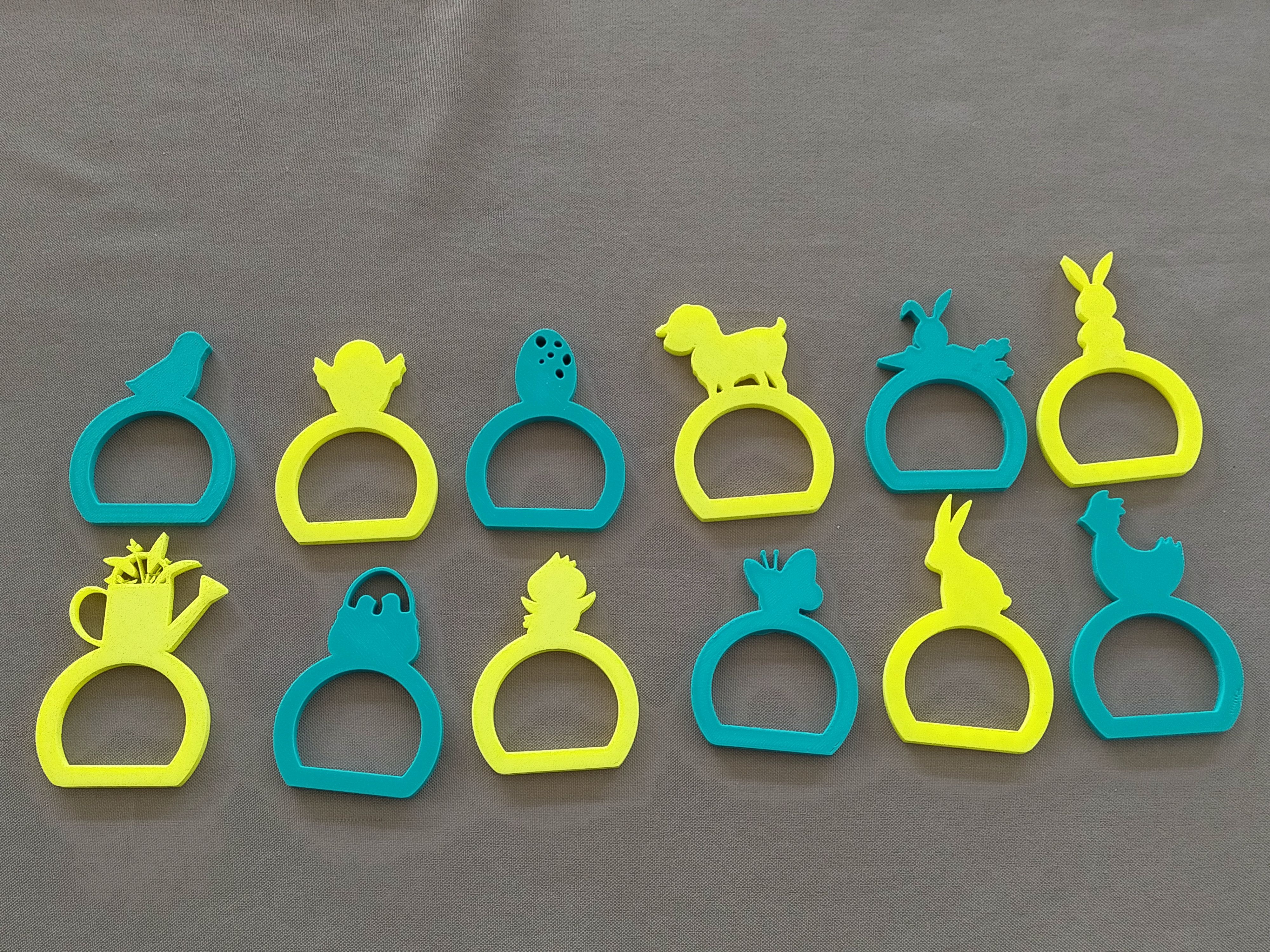 Pack de 12 ronds de serviette de Paques - Pack of 12 Easter napkin rings