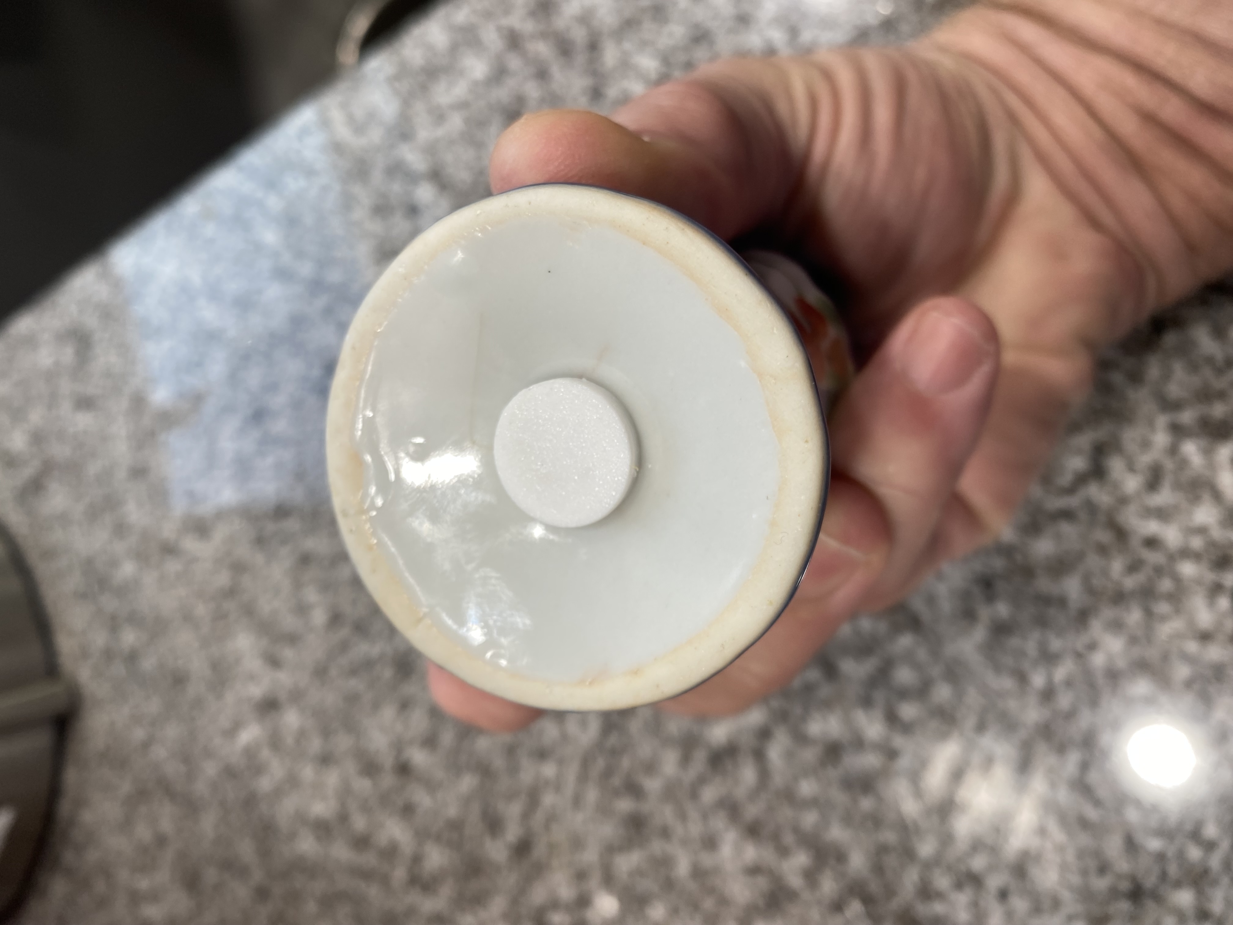 Salt Shaker Plug