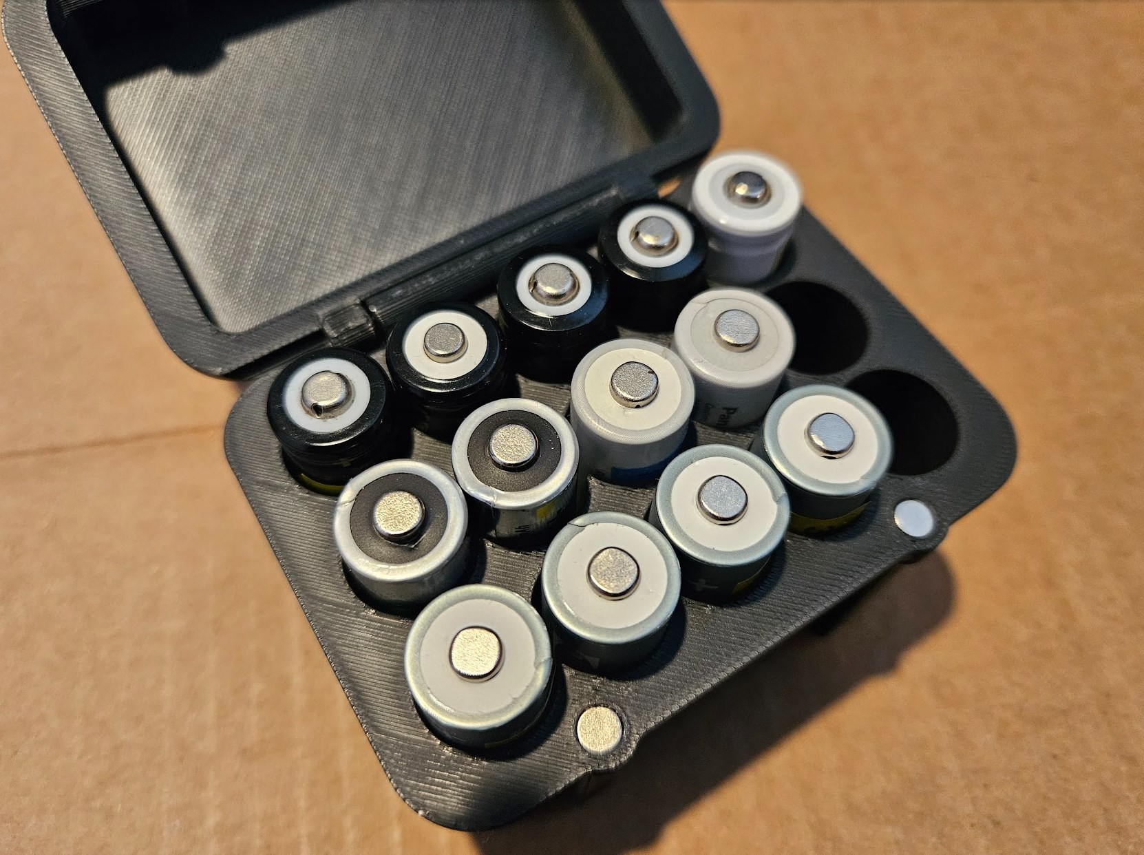 Battery Box, AA