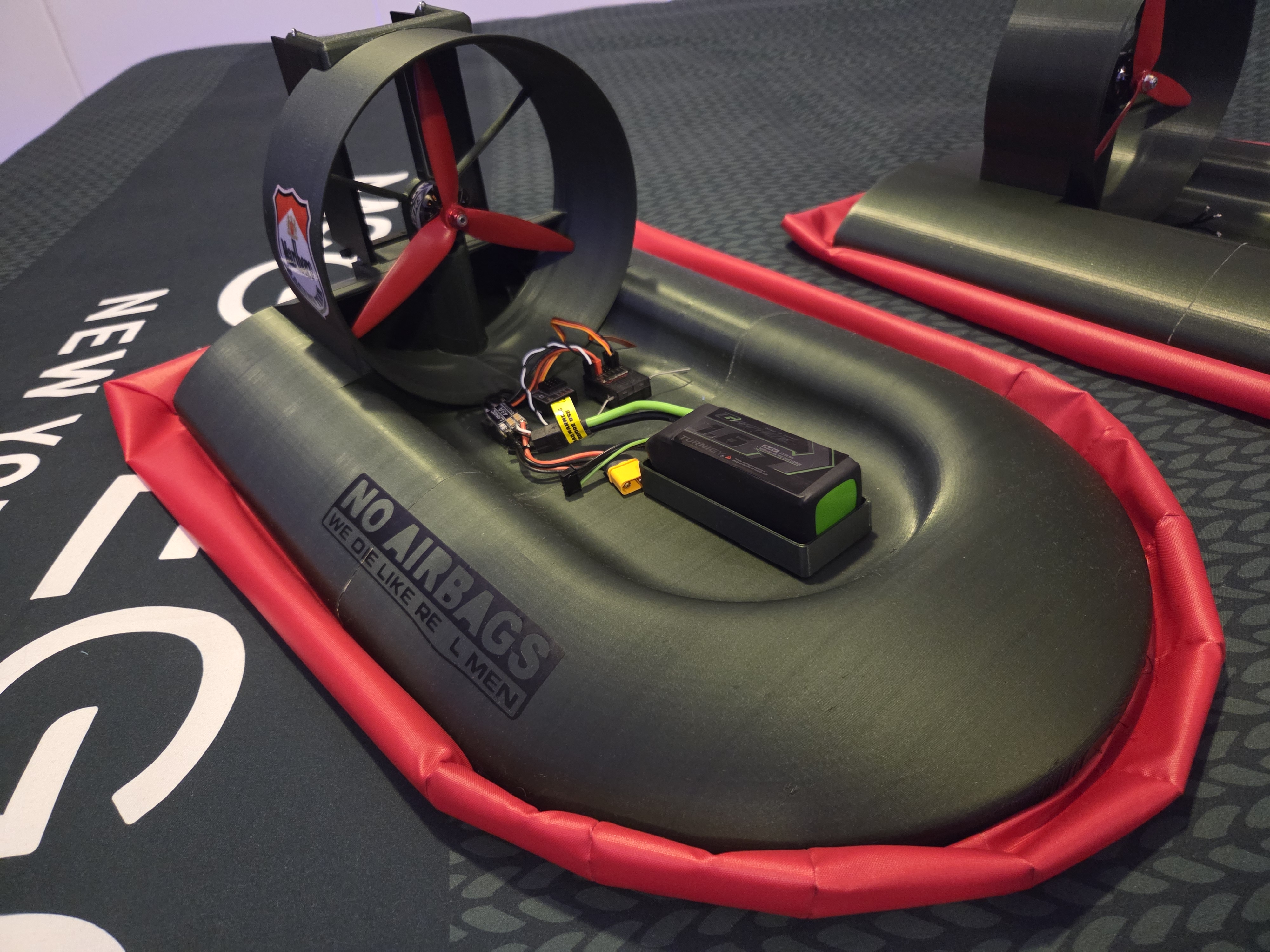 6S Hovercraft Racer + designed skirt