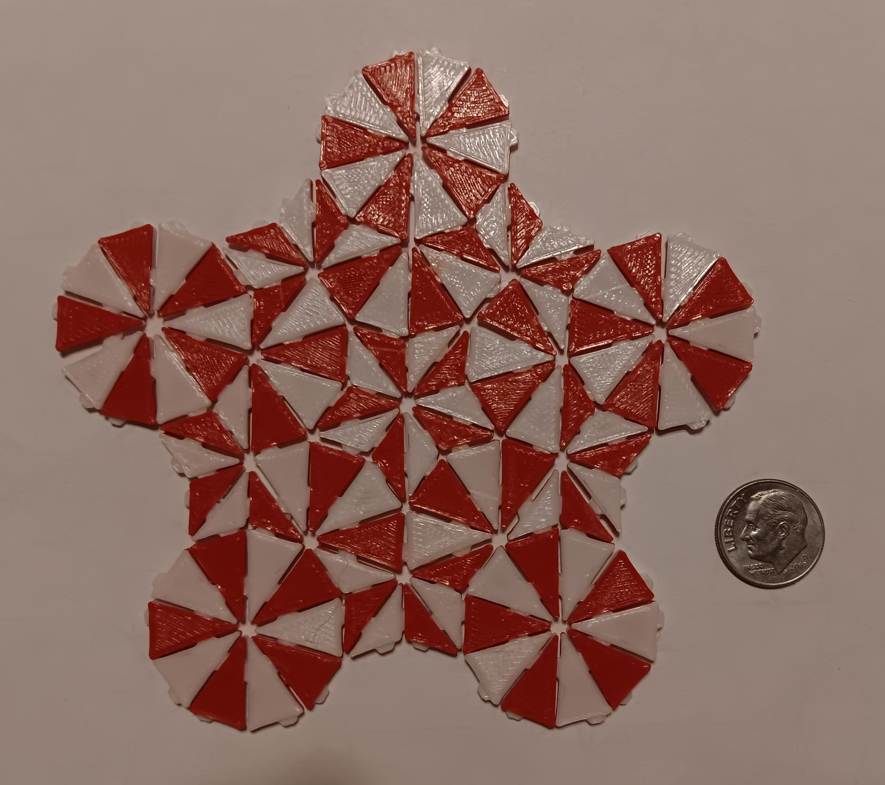 Reduced size Penrose kite and dart half triangles (requires glue)