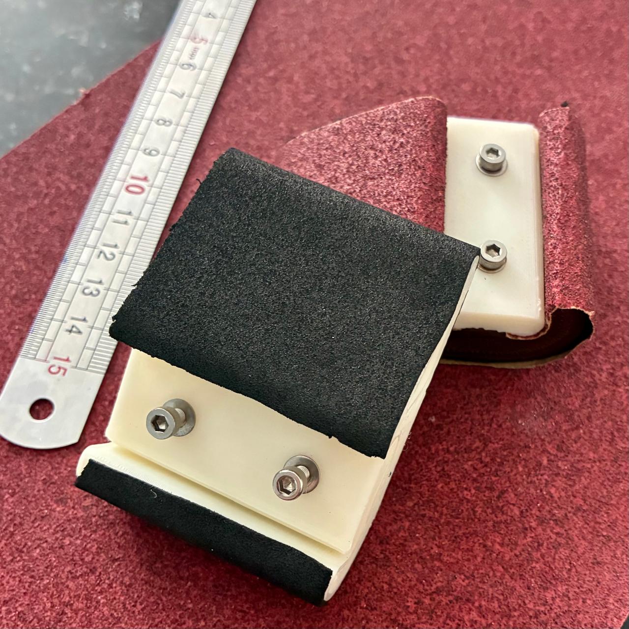 Miniatura 4 do modelo 3D Hand Sanding Block
