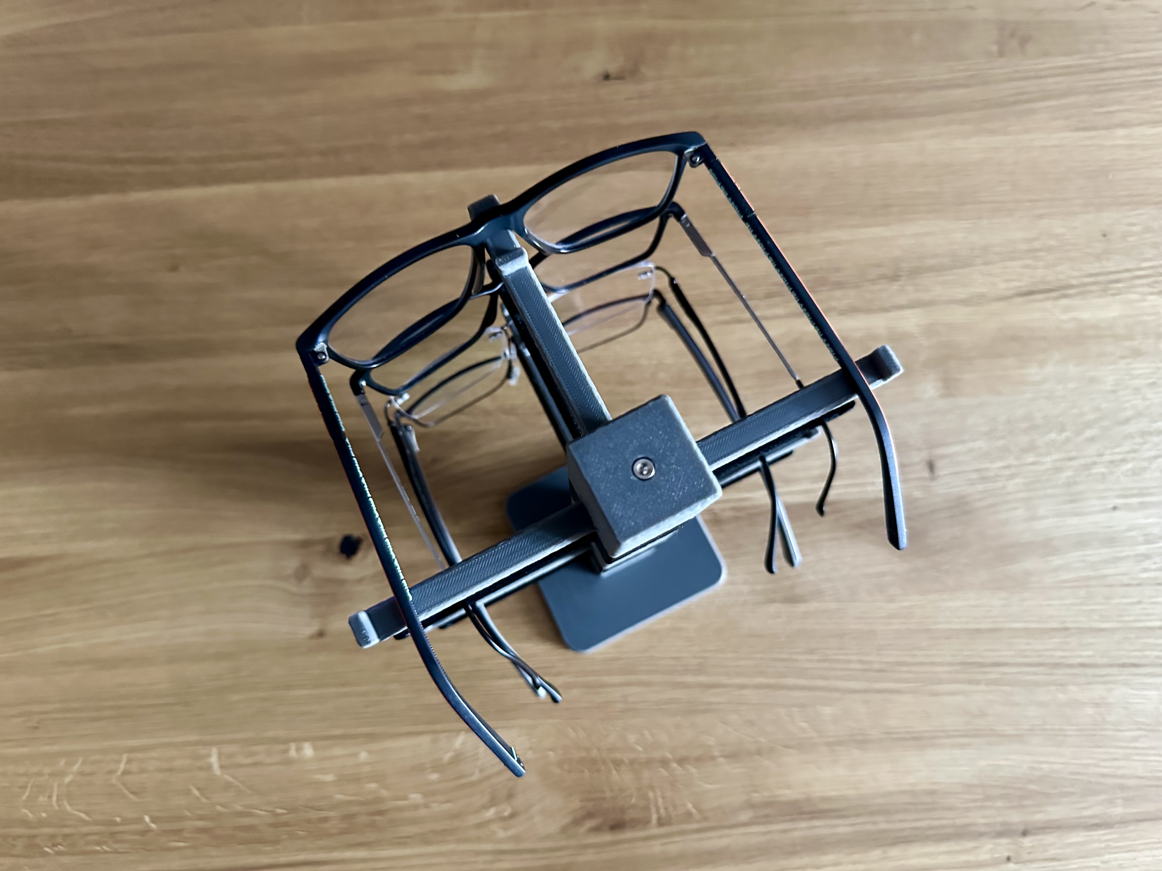Miniatura 5 do modelo 3D Modular Glasses Holder