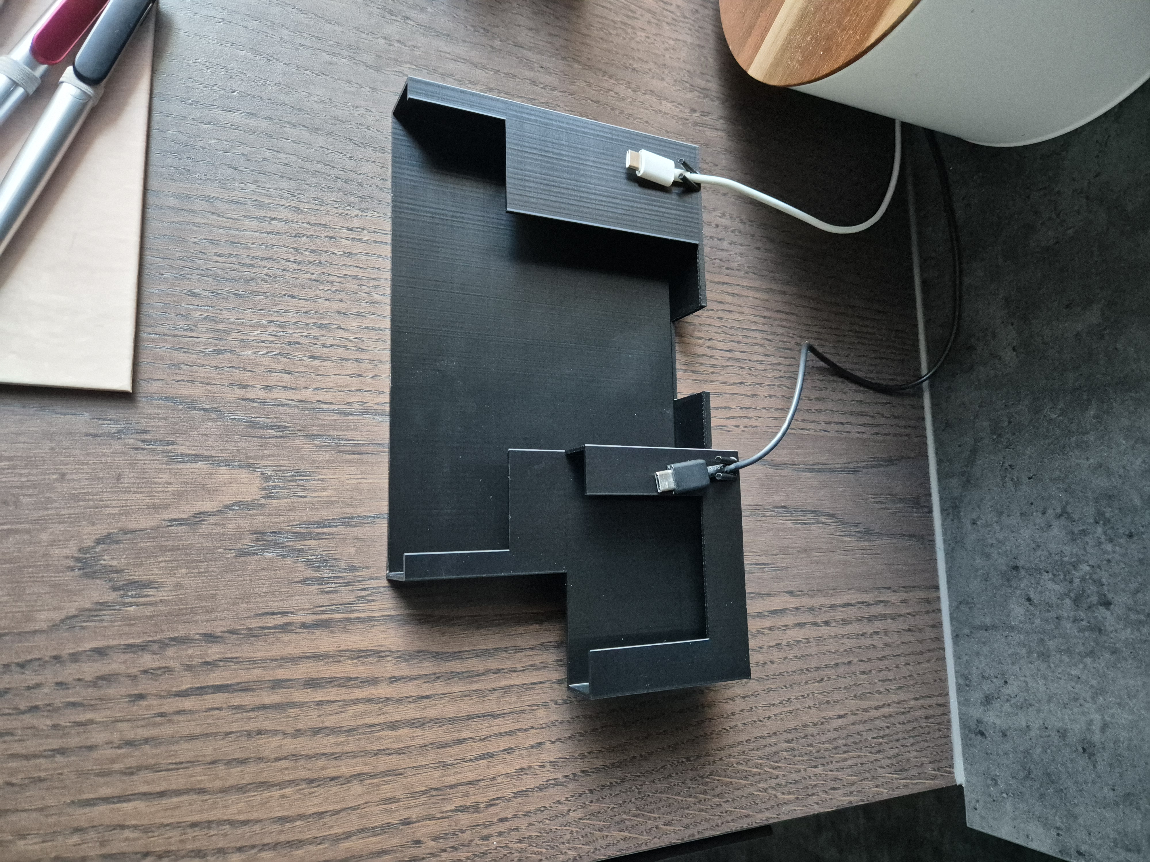 Phone and tablet holder wall mount