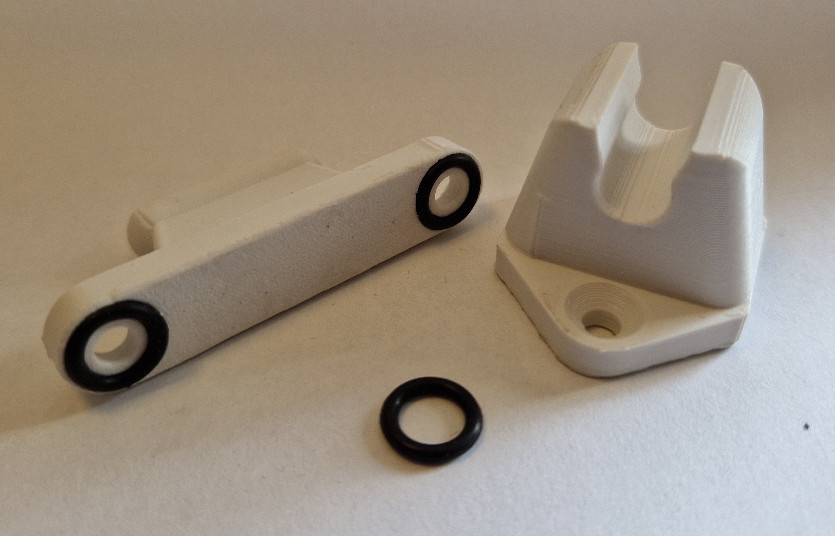 HYMER Eriba Swing - Front-clapping bracket