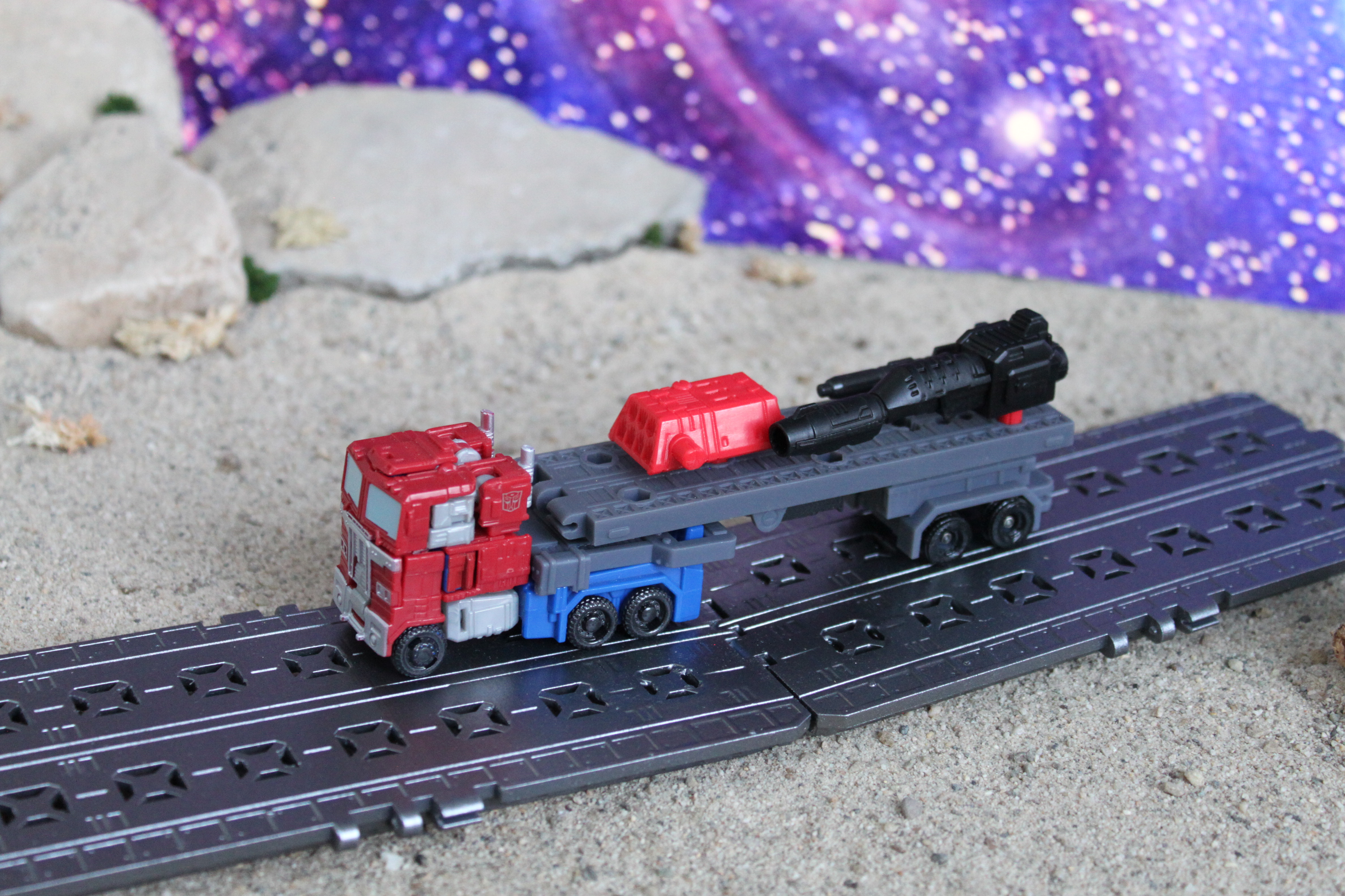 Flatbed Trailer and Riot Shield for Core Class Optimus Prime