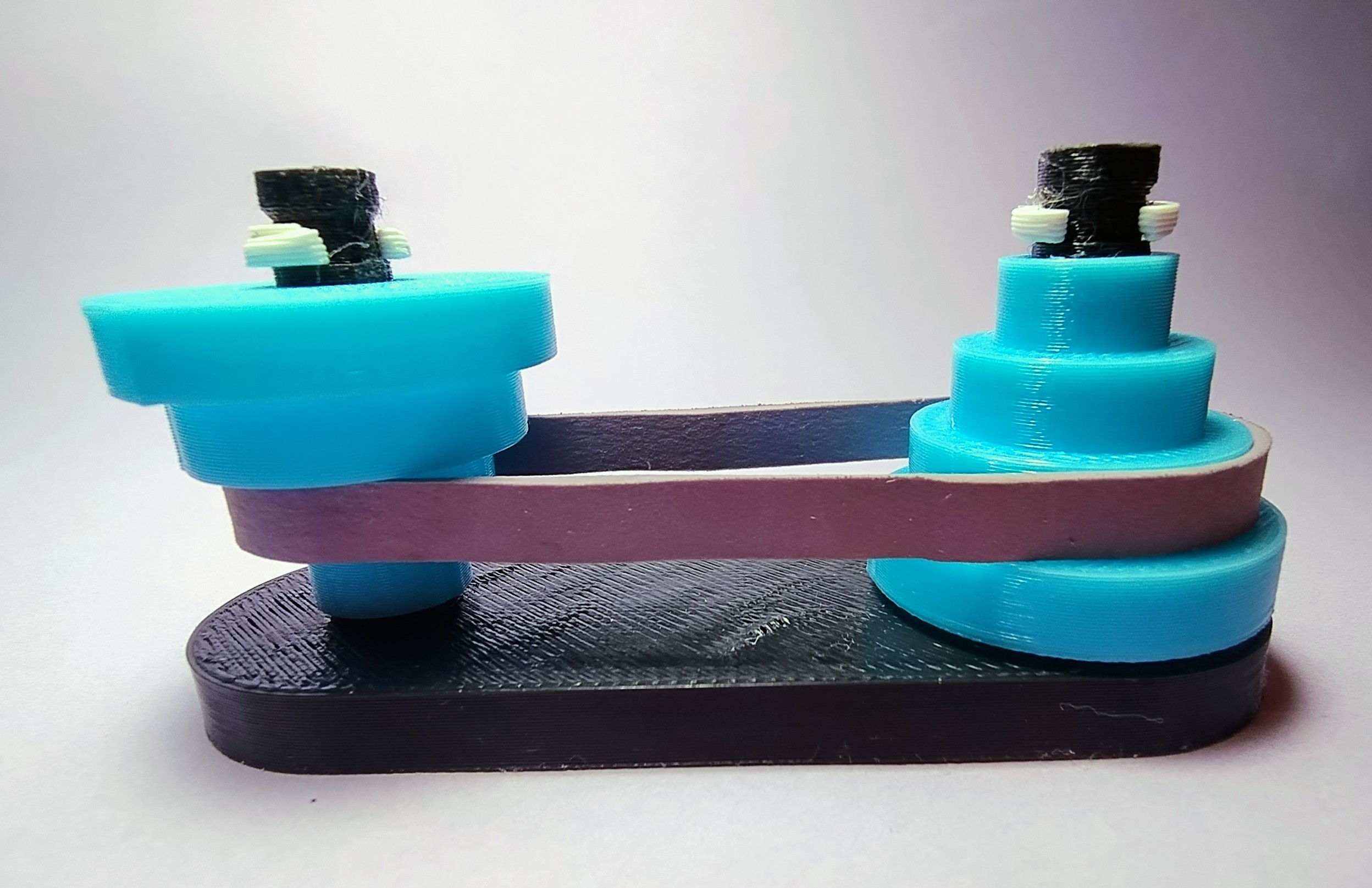 No. 8: Variable Speed Stepped Pulleys - 507 Mechanical Movements