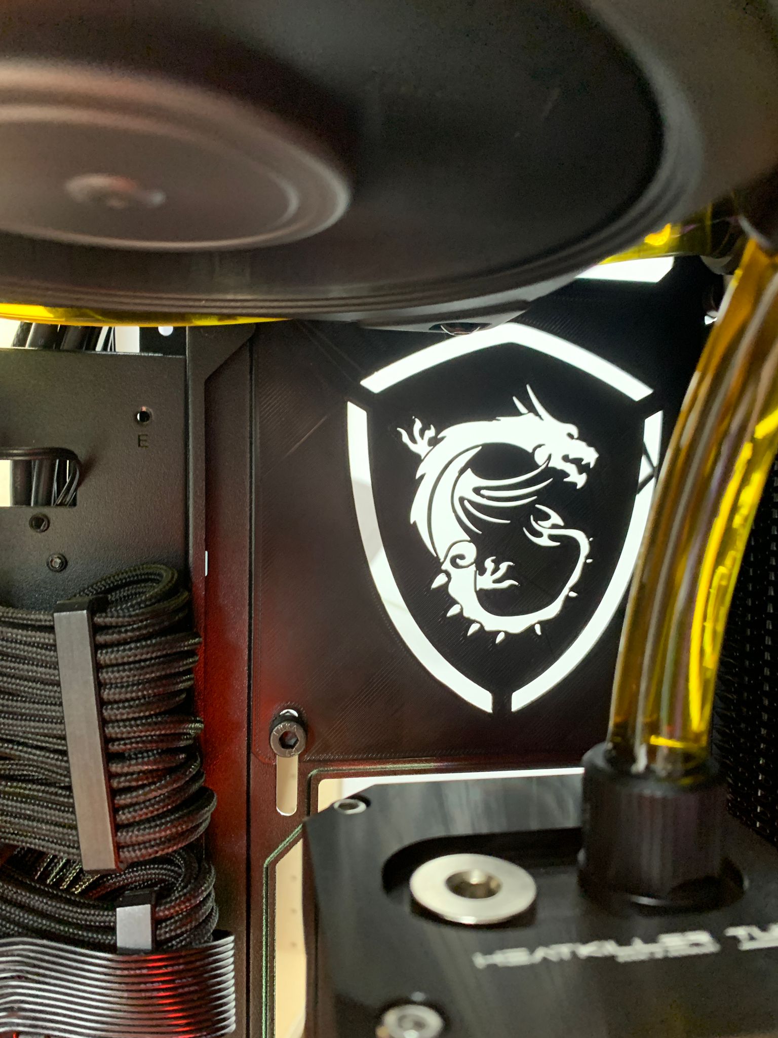 Blende für 120 lüfterblech mit msi Logo