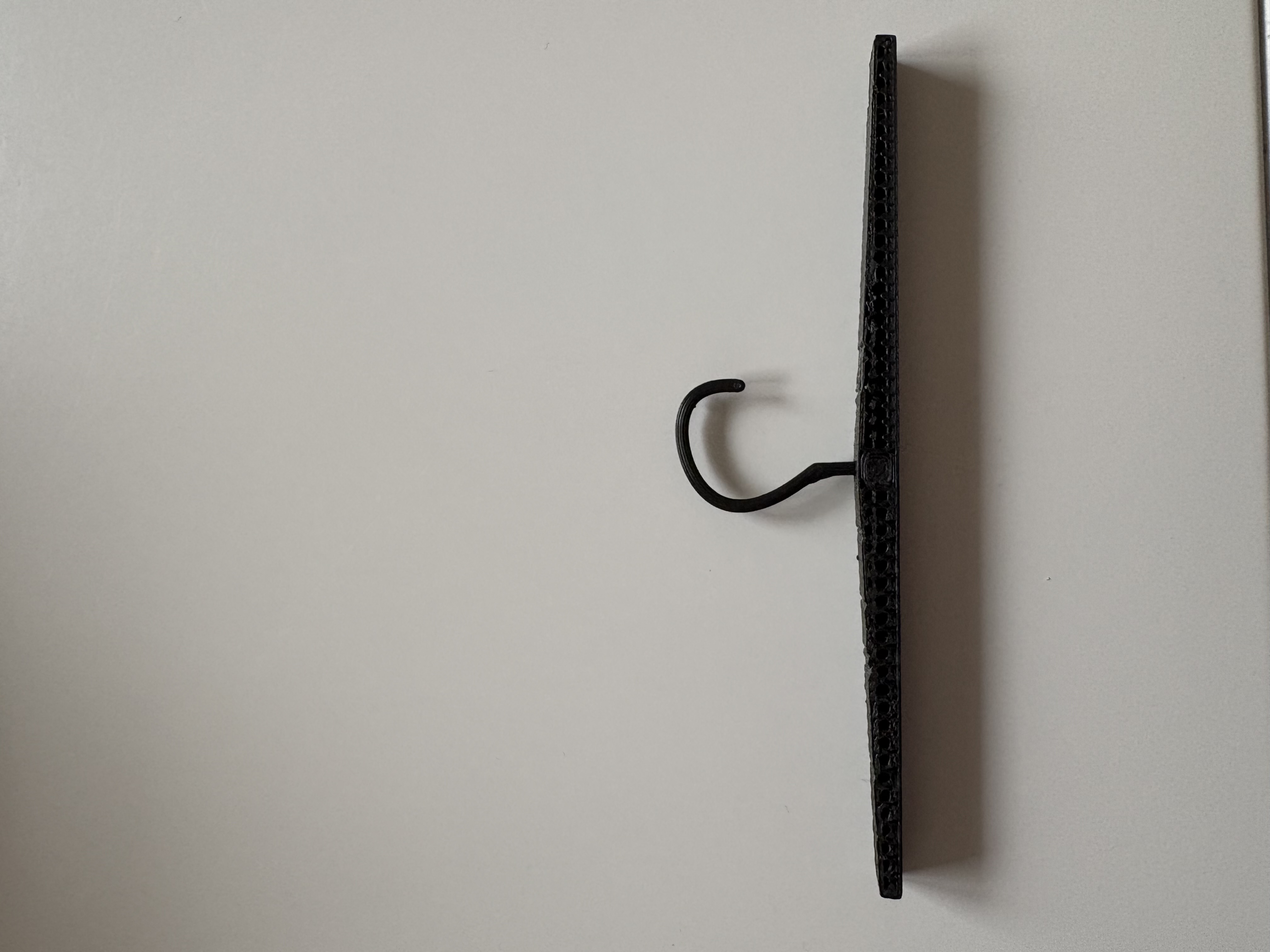Clothes Hanger — miniatura 2