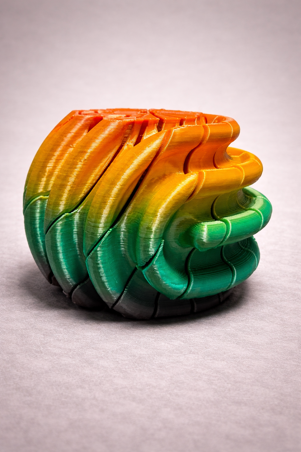 Expandable Abstract Form Fidget – Articulated Kinetic Toy