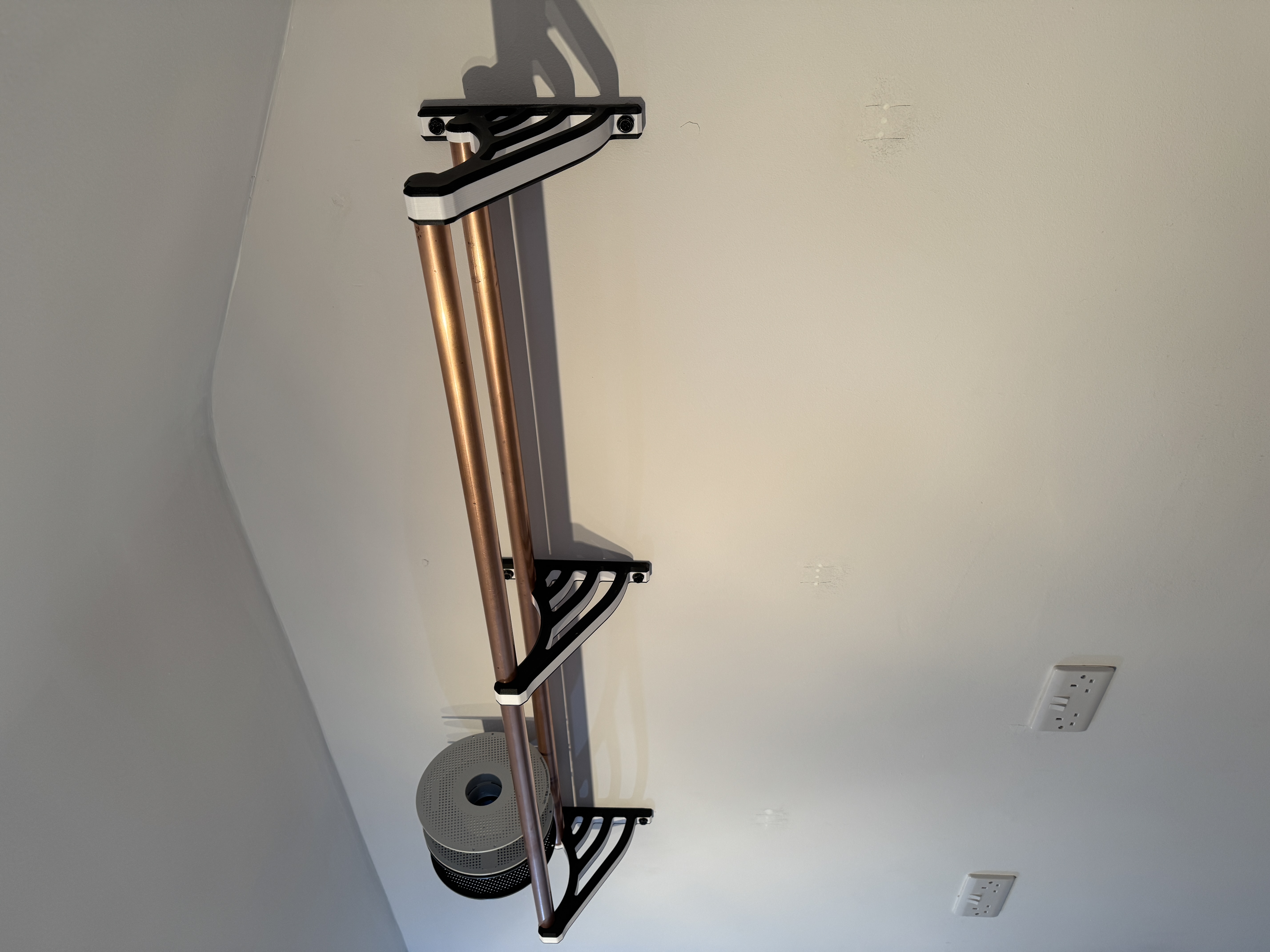 Filament Shelf Bracket for 28mm Copper Pipe