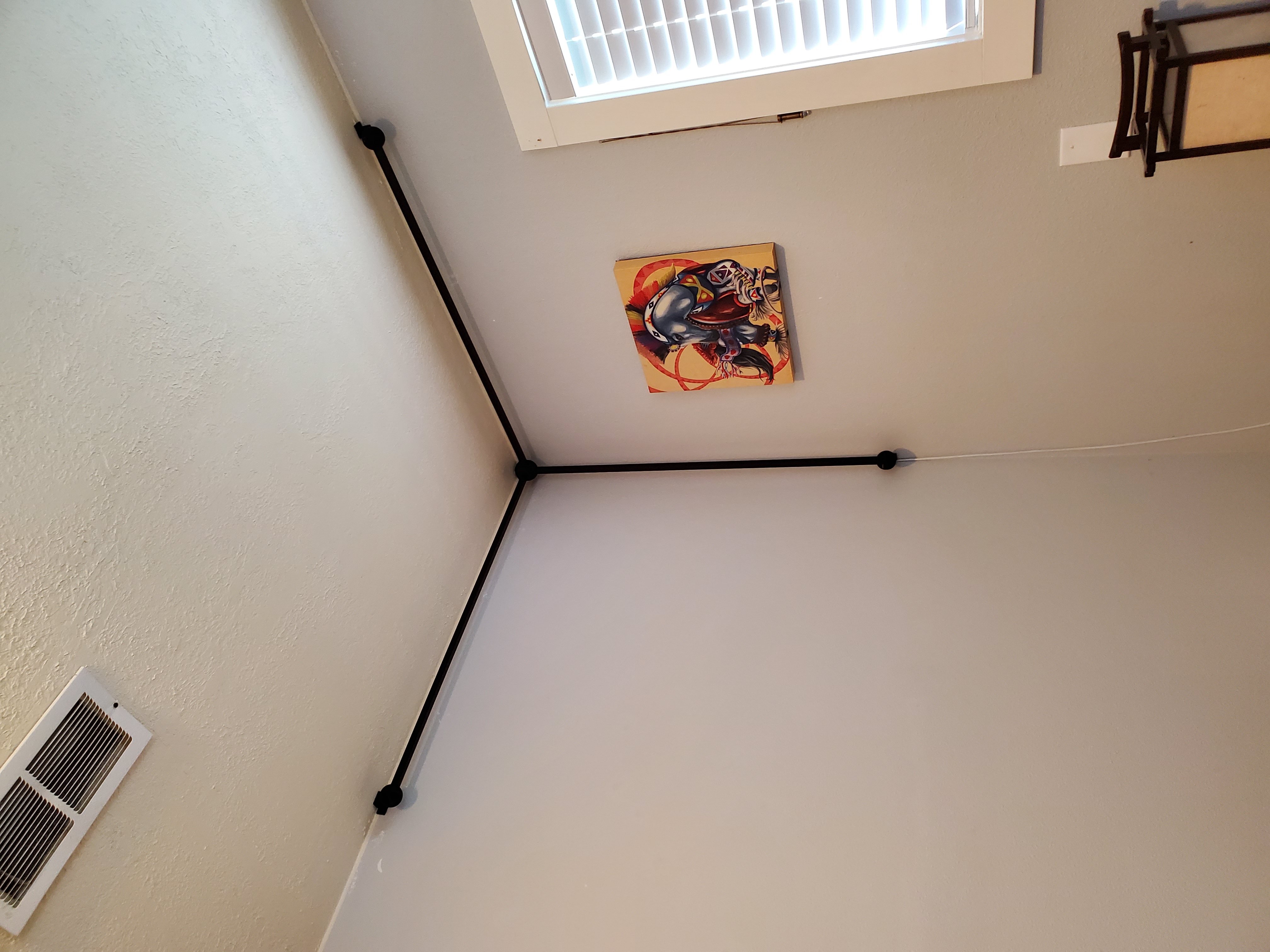 Miniatura 4 do modelo 3D Ceiling Corner Triad LED Light