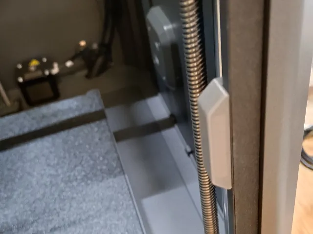 Elegoo Centauri Carbon door magnet holder