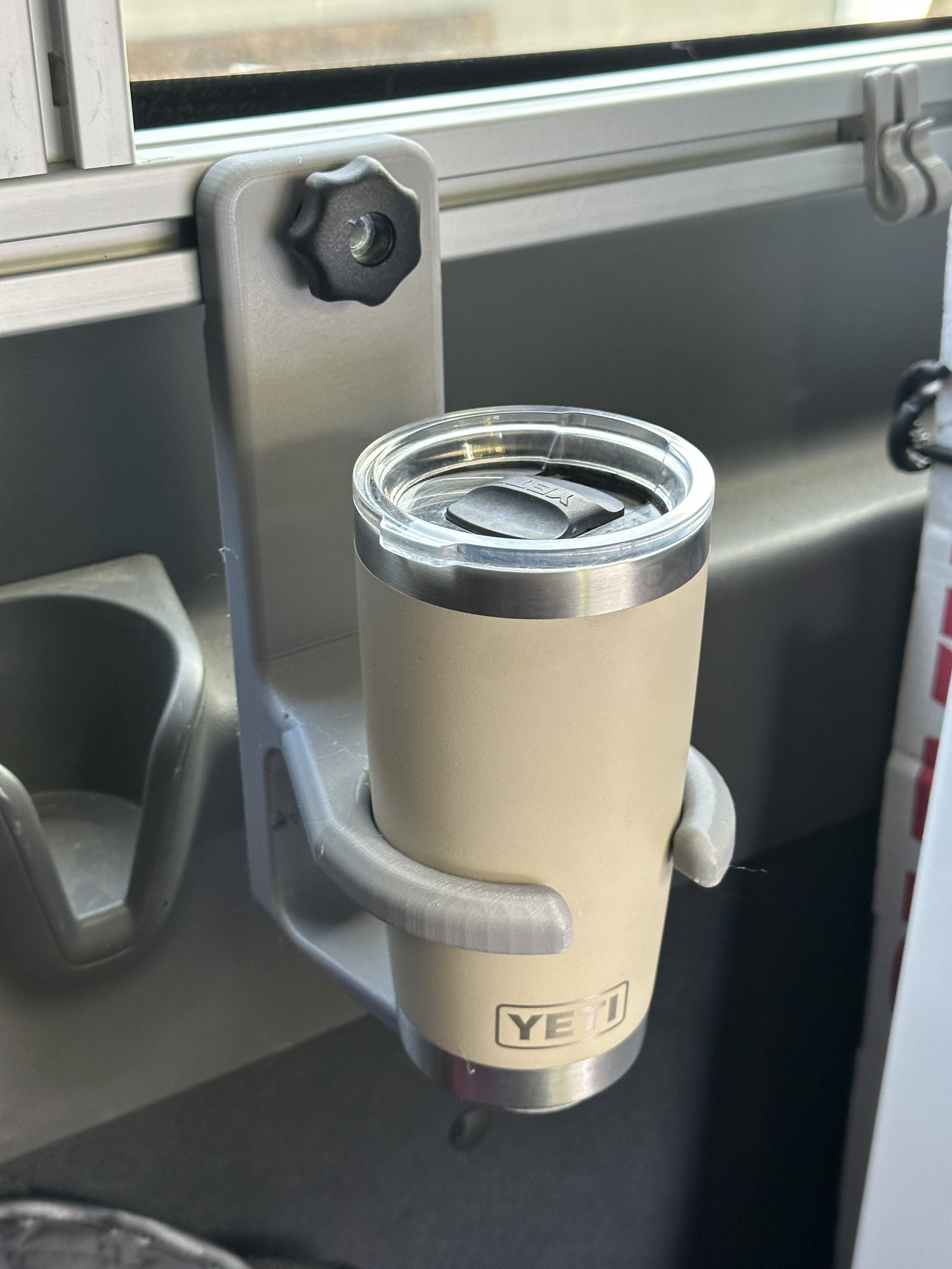 Versatile rugged cup holder for 8020 40-series horizontal rail