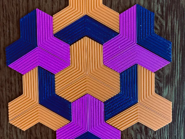 120 degree V shaped tessellation, storage box and lid