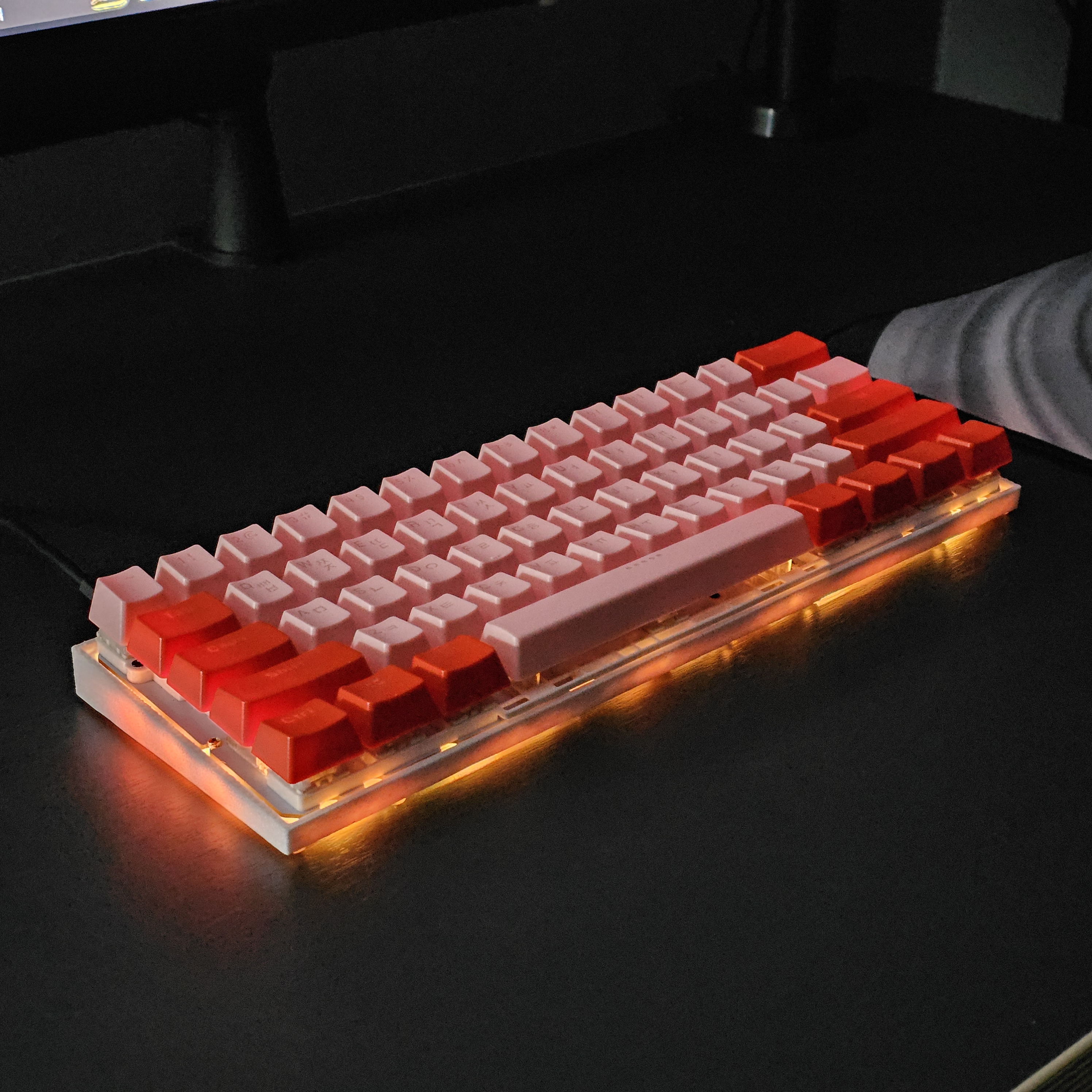 Circle60 ( GH60 Keyboard Case & Venom 60 HE Switch guide )