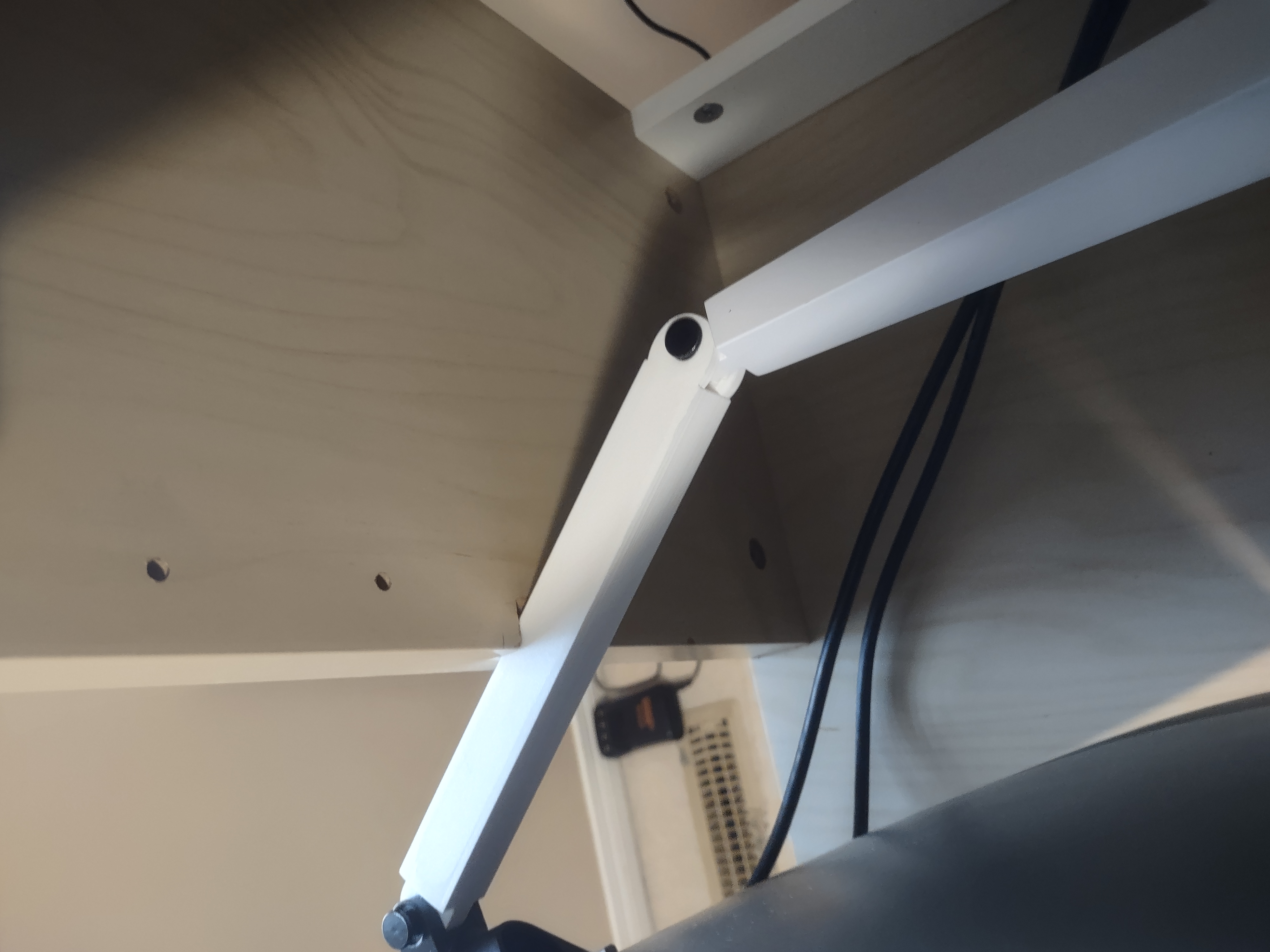knoll monitor arm extension