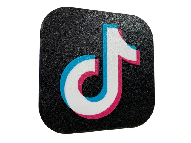 TikTok 3D Logo