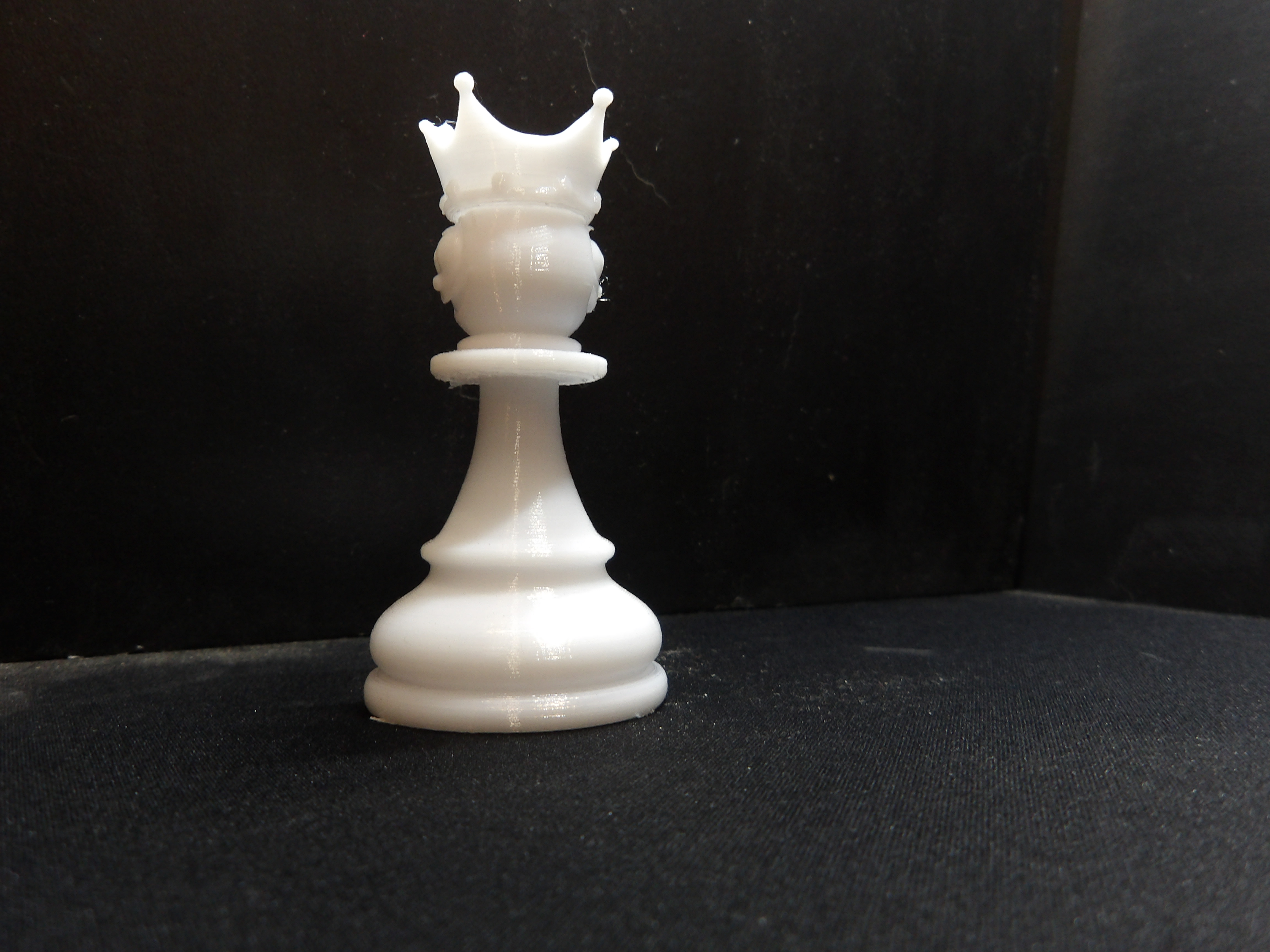 Miniatura 2 do modelo 3D Happy chess king