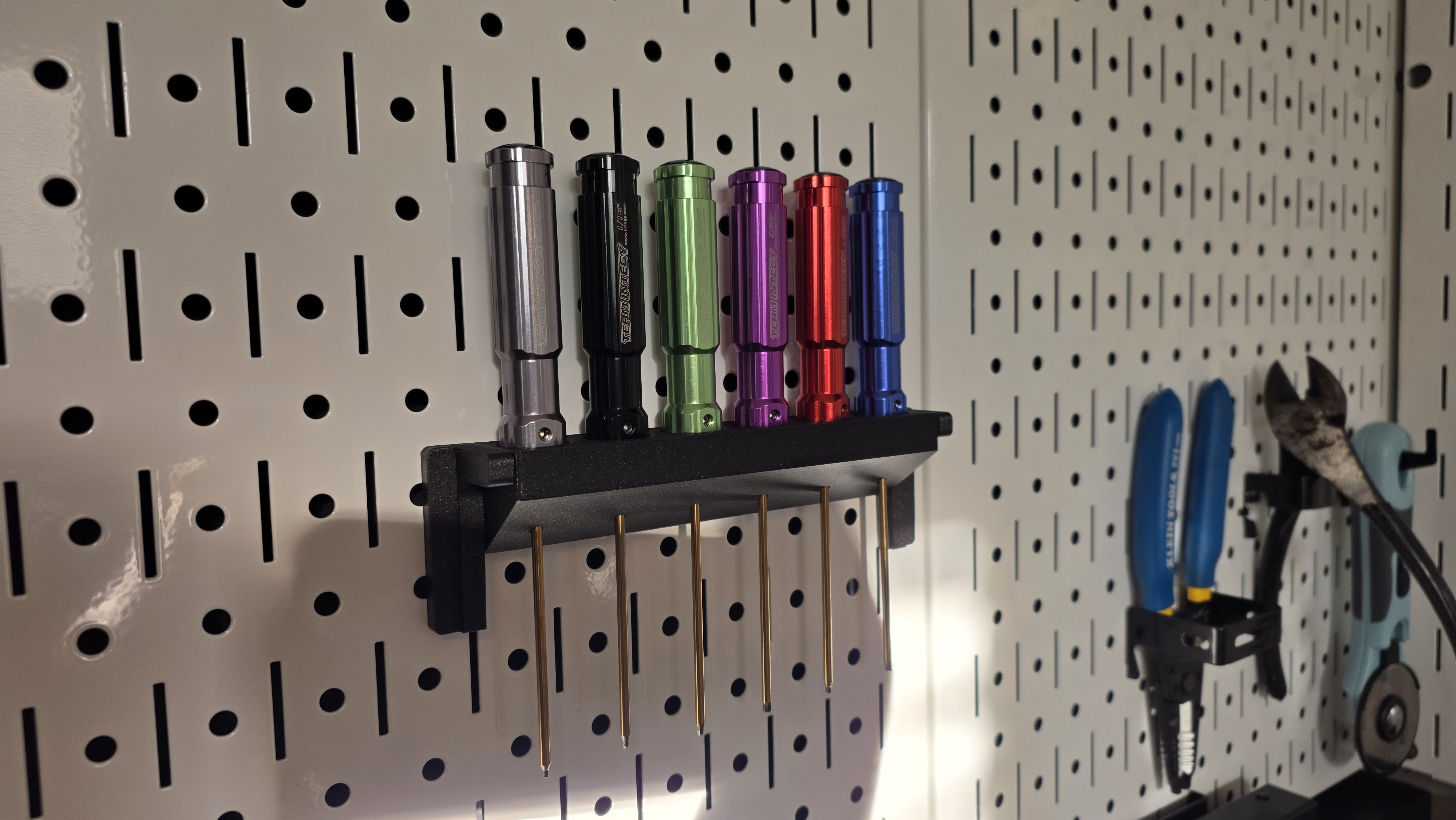 1x6 Team Integy Allen Driver holder for DDD Wall Control