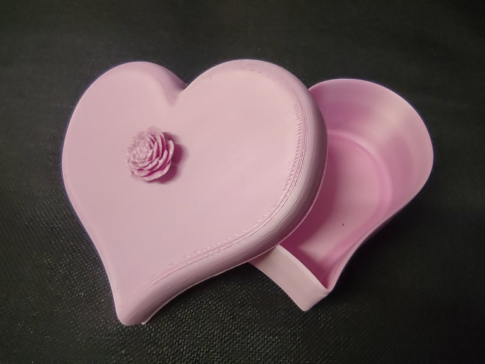 Valentine Elegant Heart Trinket Gift Box With Rose Lid