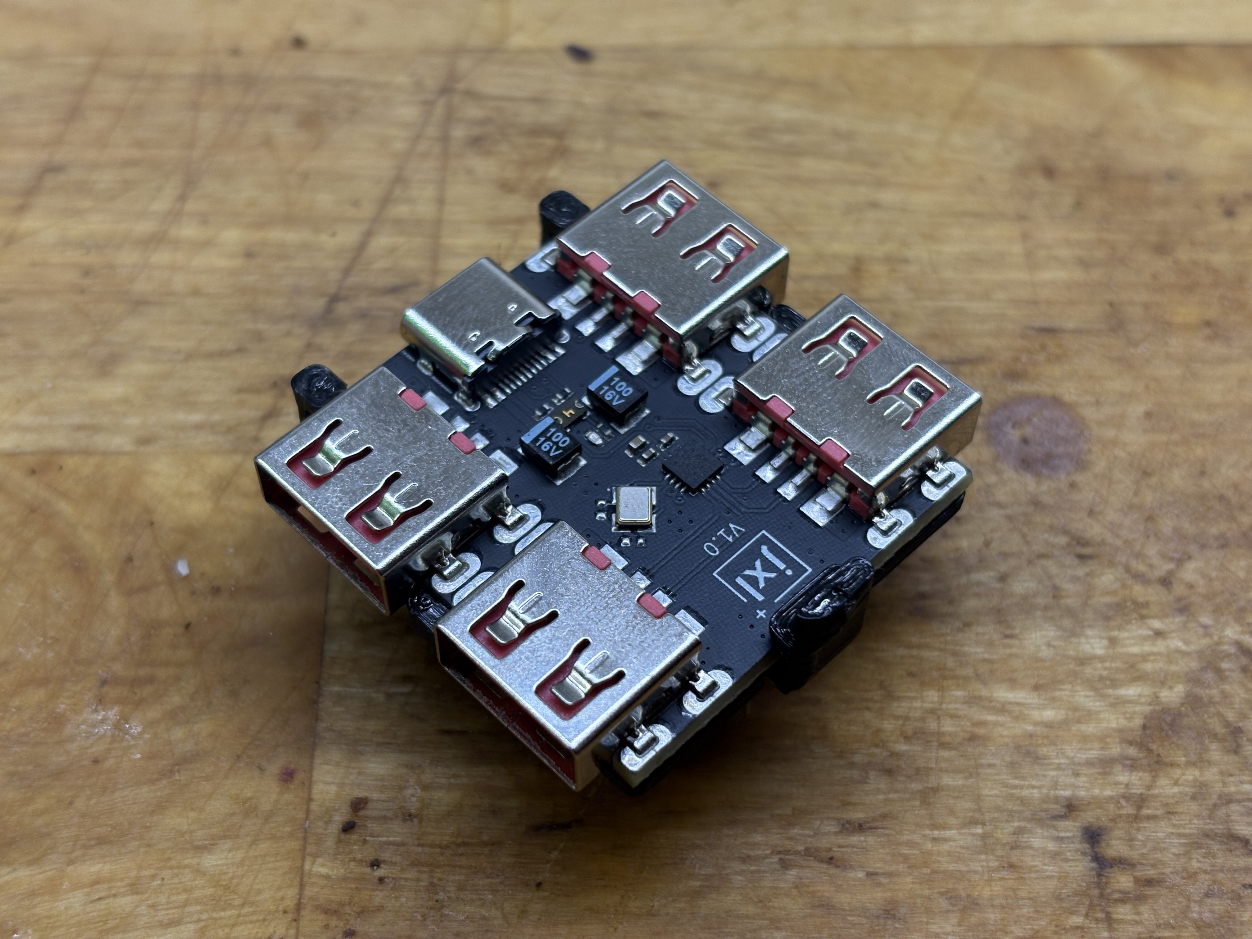 USB Hub PCB Holder 3D model