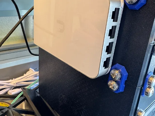 Mod 10 side-mount for Unifi IW-HD